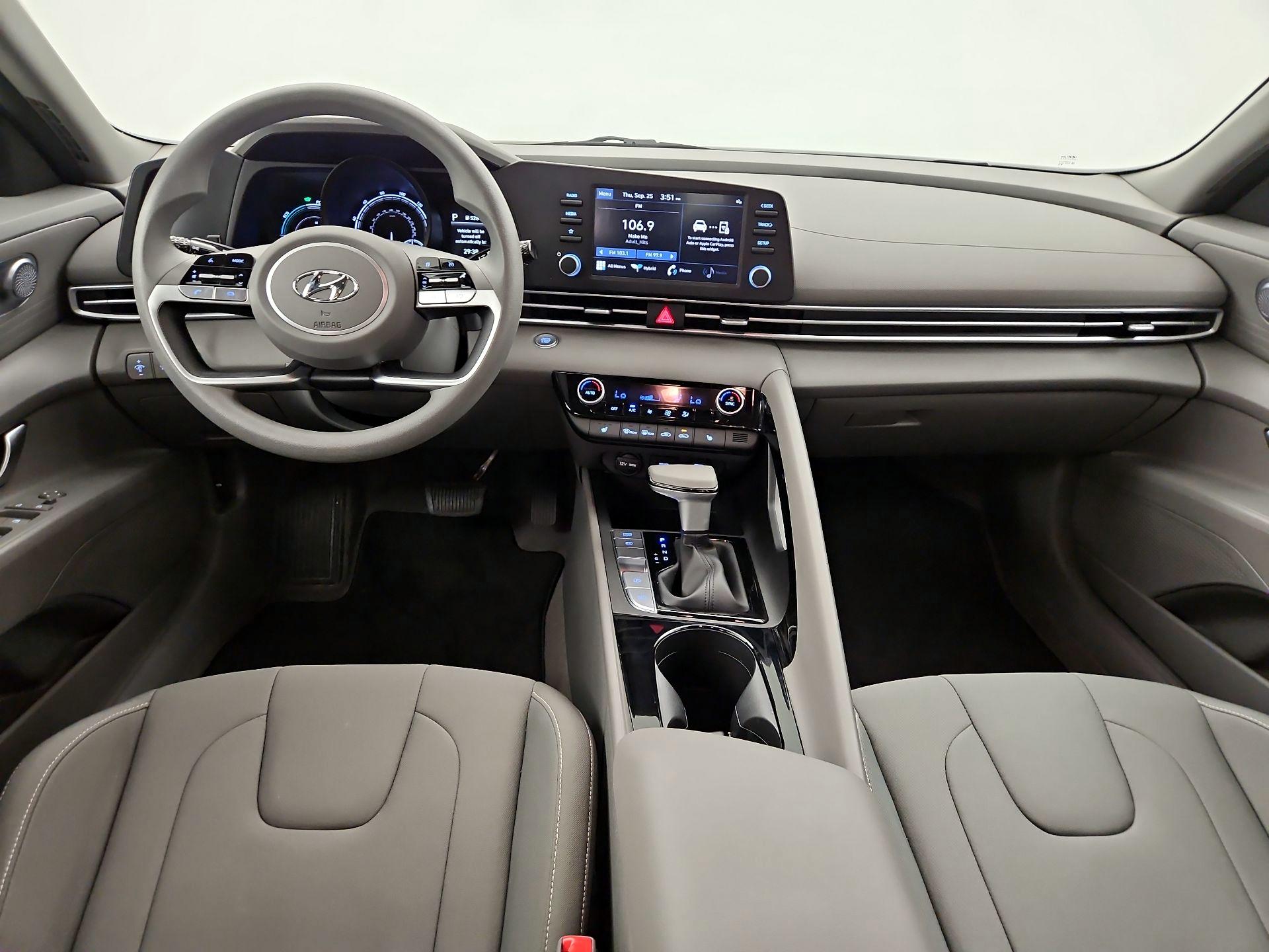 Thumbnail: 2023 Hyundai Elantra - 9