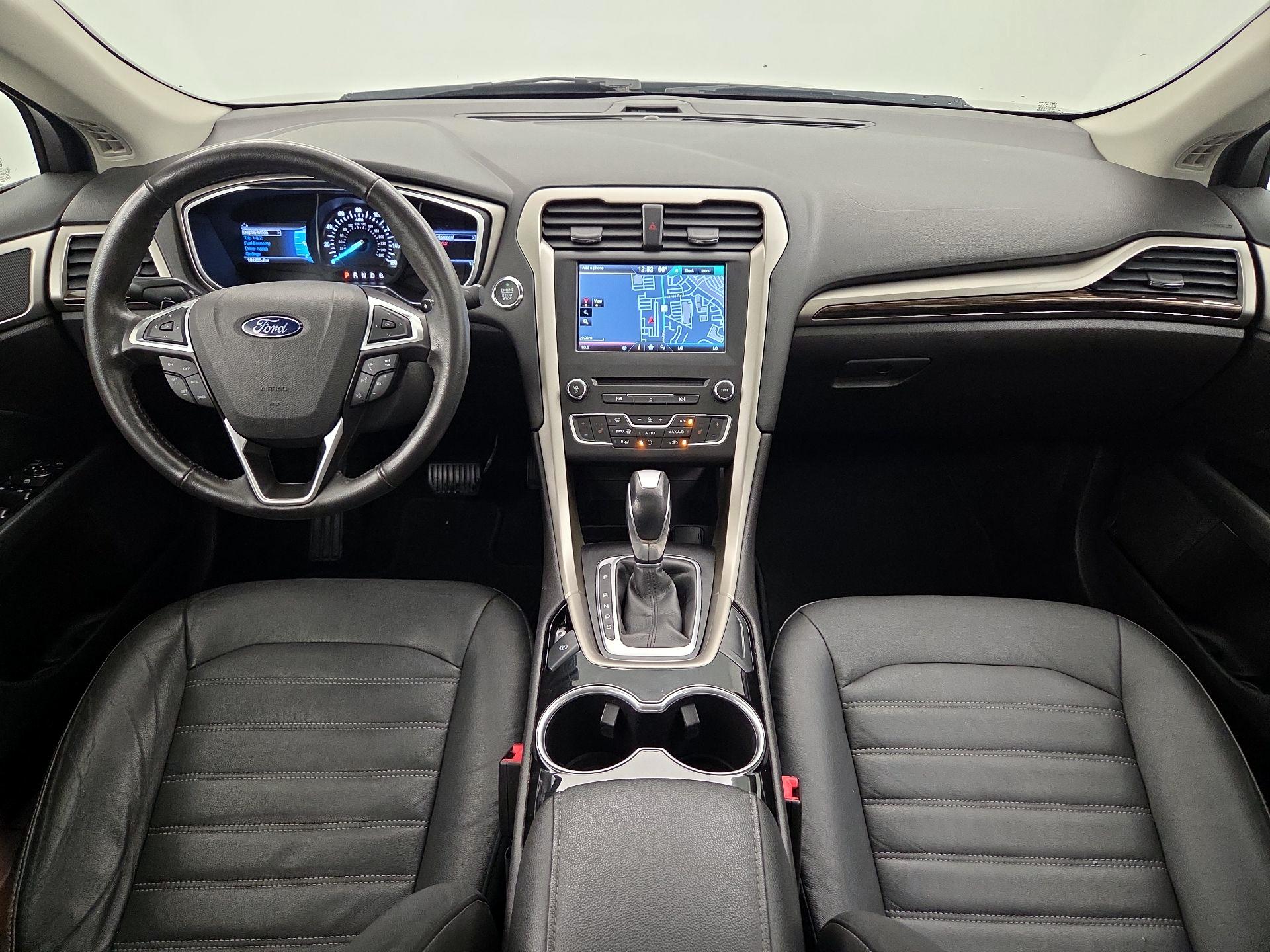 Thumbnail: 2016 Ford Fusion - 9