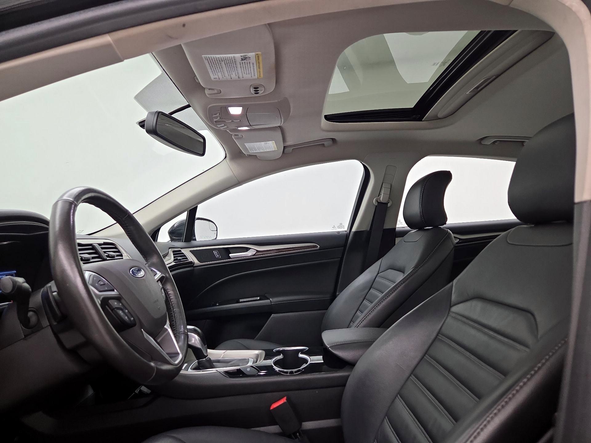 Thumbnail: 2016 Ford Fusion - 20