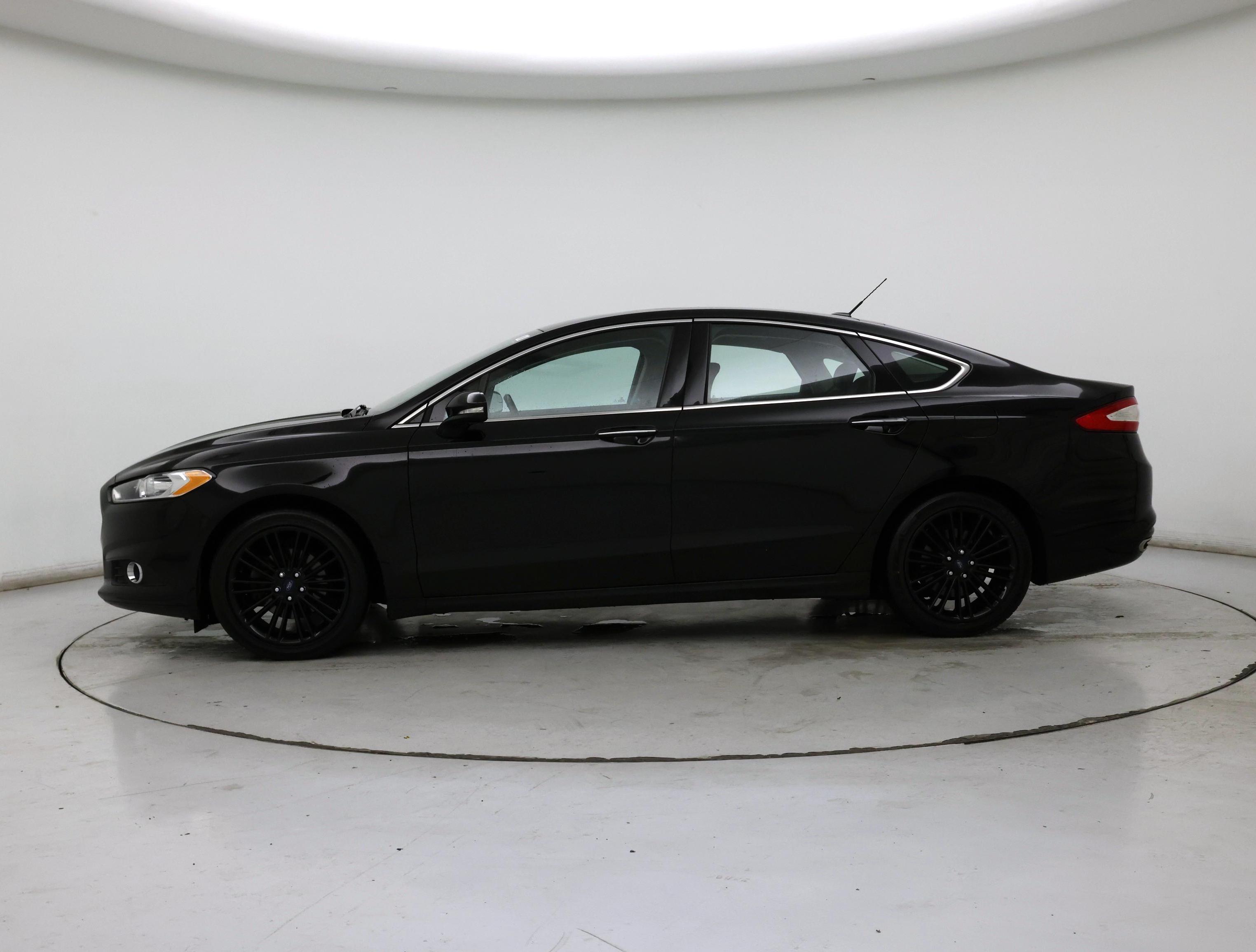Thumbnail: 2016 Ford Fusion - 3