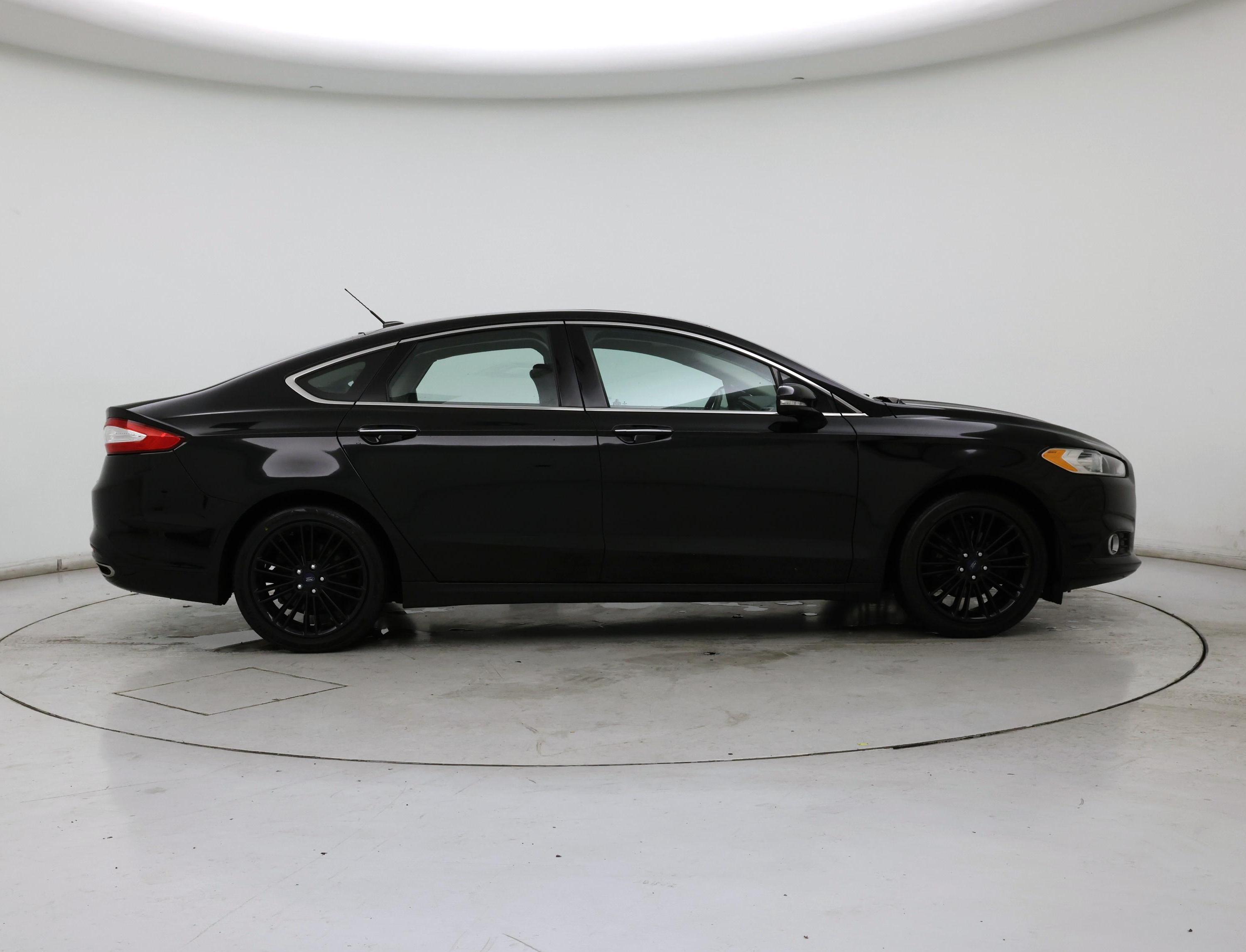Thumbnail: 2016 Ford Fusion - 7