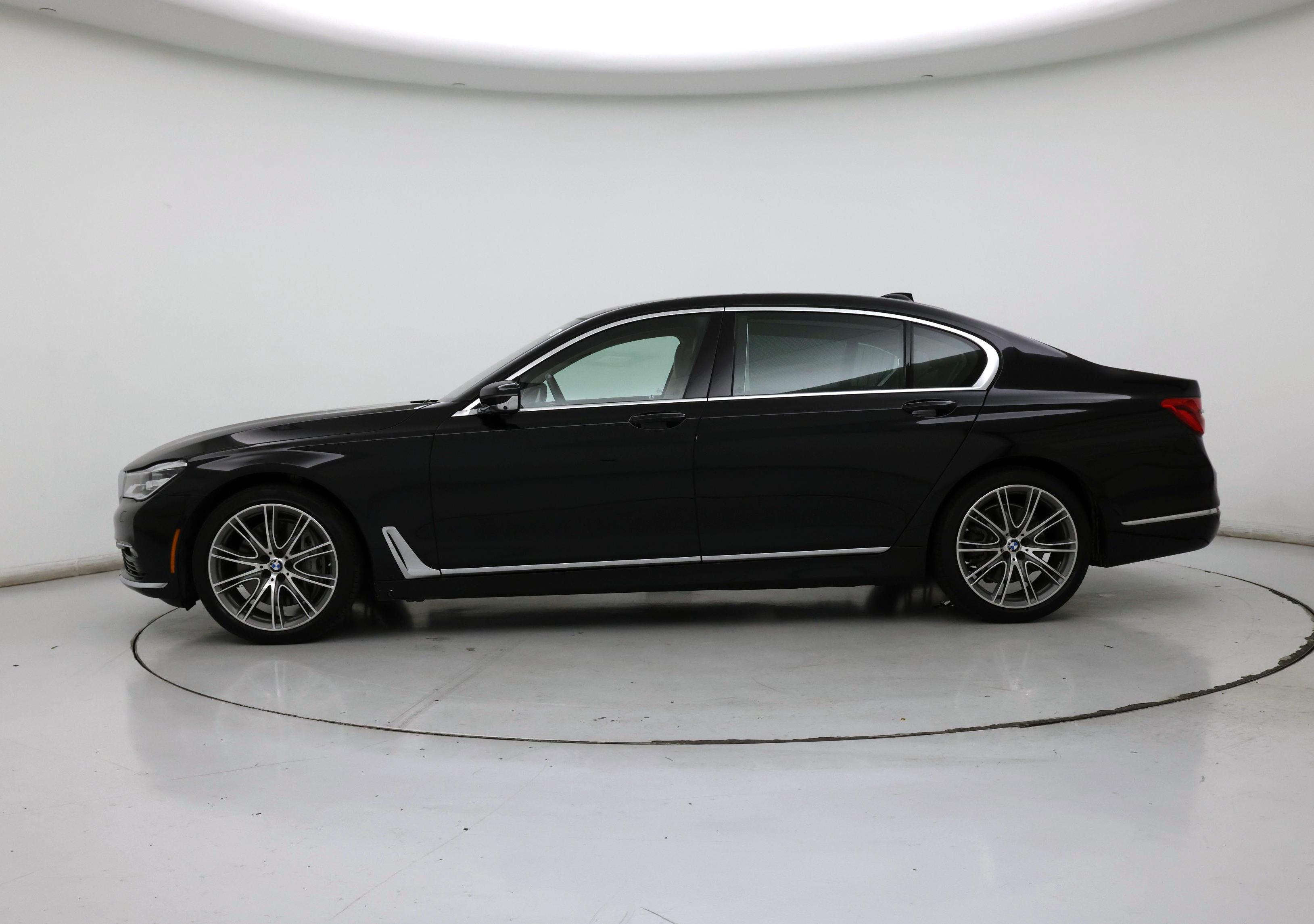 Thumbnail: 2018 BMW 7 Series - 3