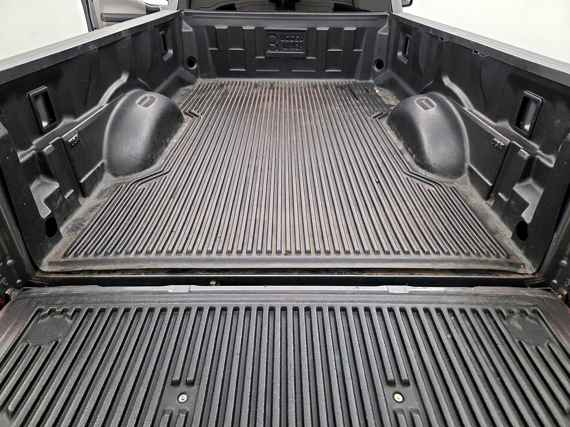 Thumbnail: 2021 Ford F-250 - 19