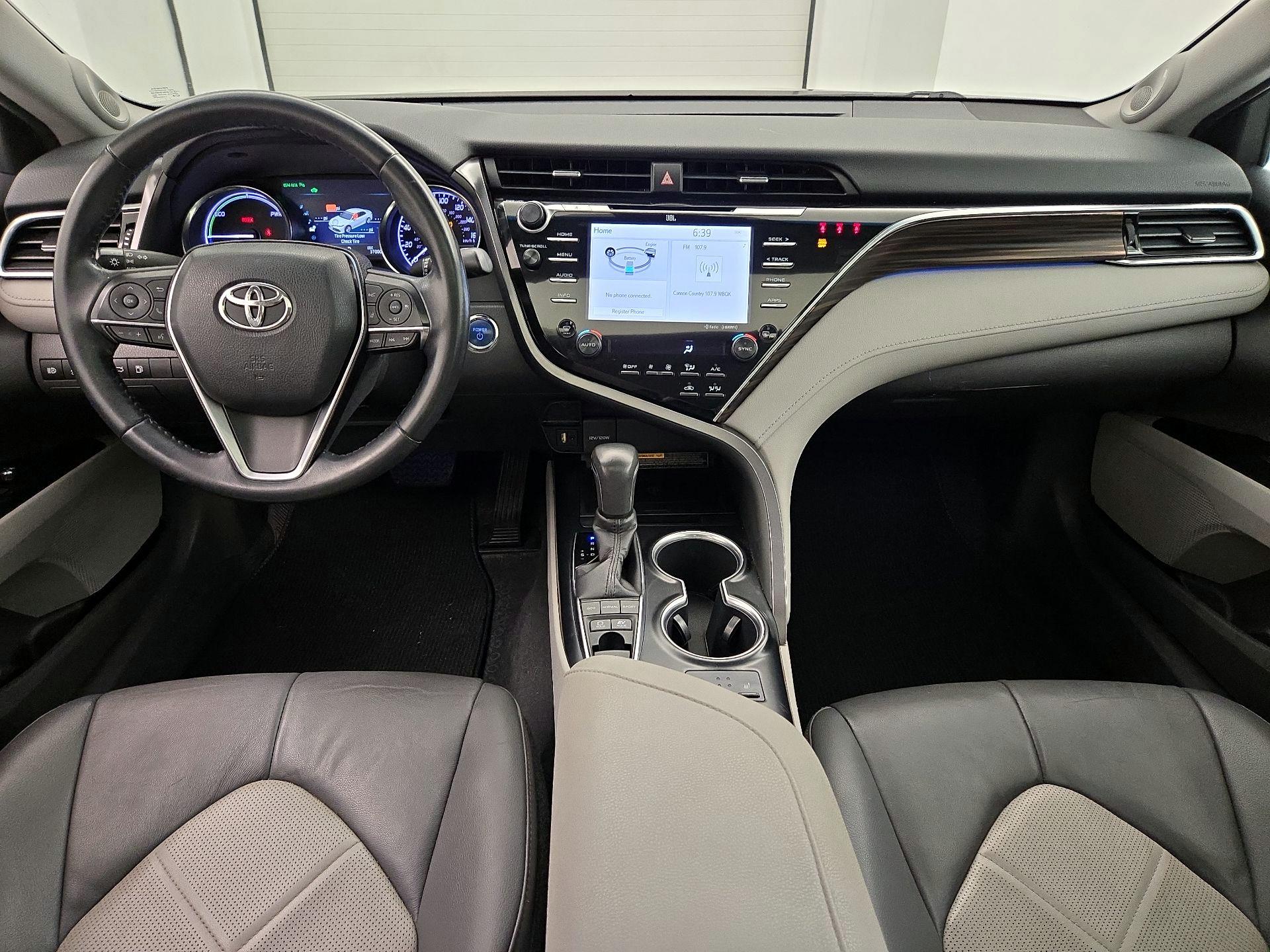Thumbnail: 2018 Toyota Camry - 9