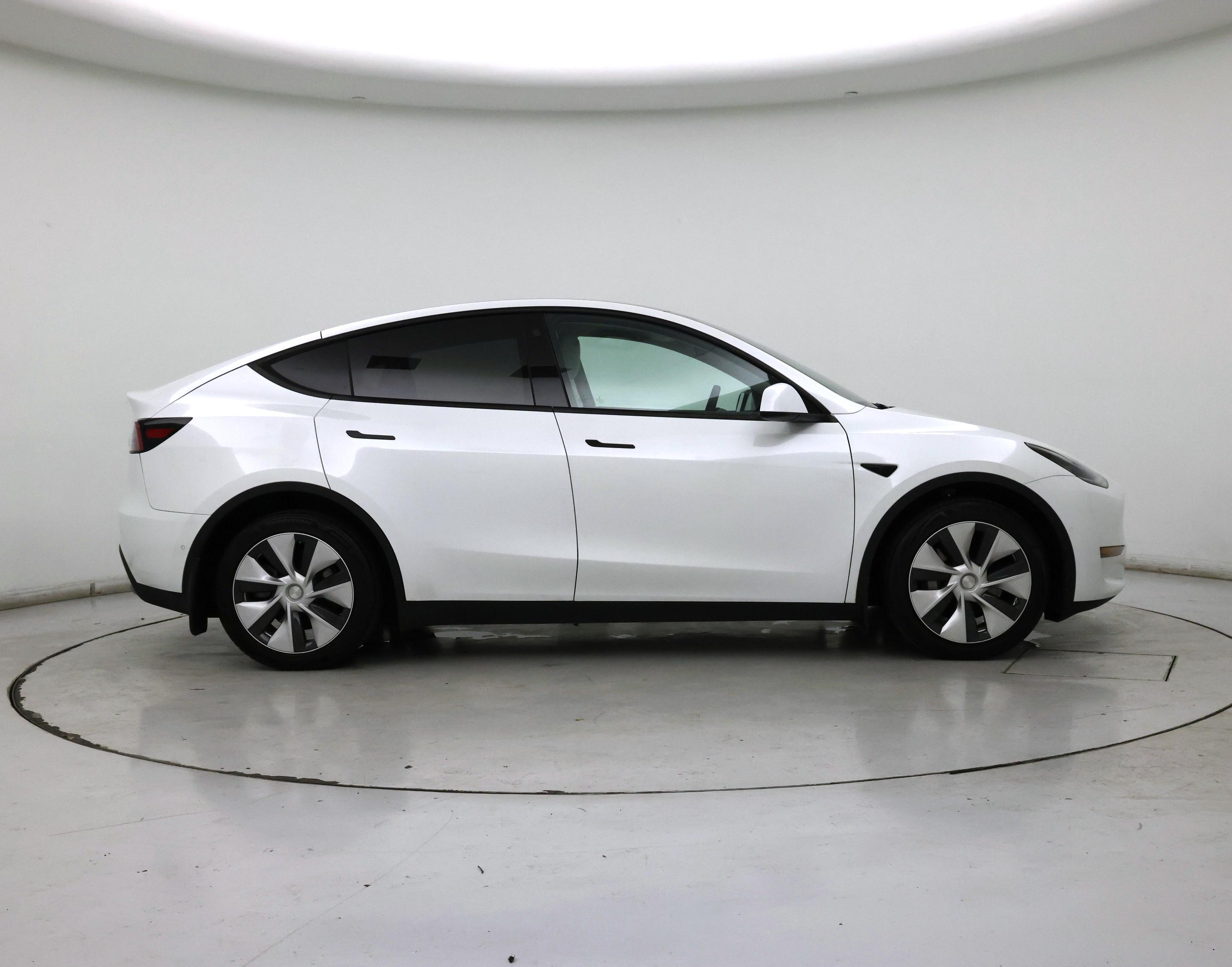 Thumbnail: 2022 Tesla Model Y - 7