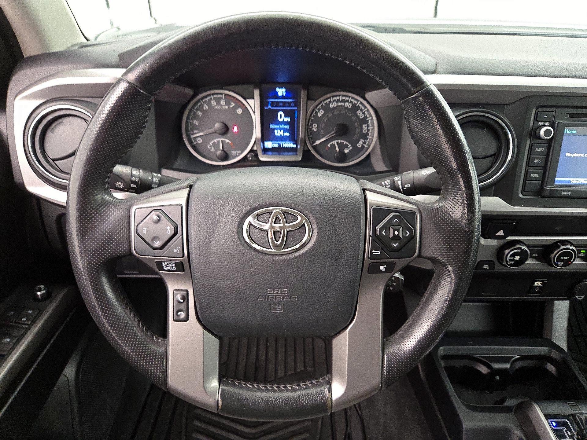 Thumbnail: 2017 Toyota Tacoma - 10