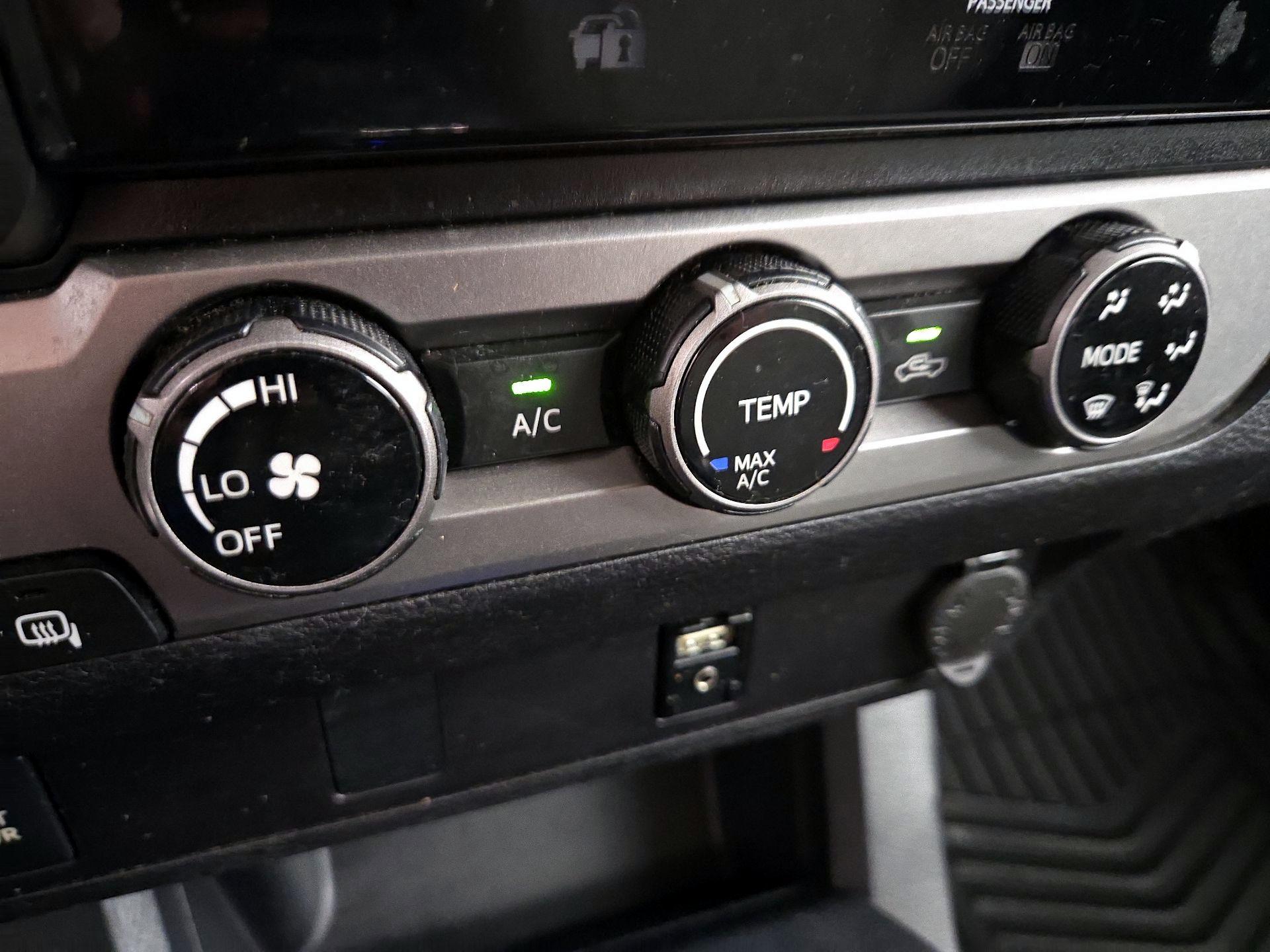 Thumbnail: 2017 Toyota Tacoma - 16