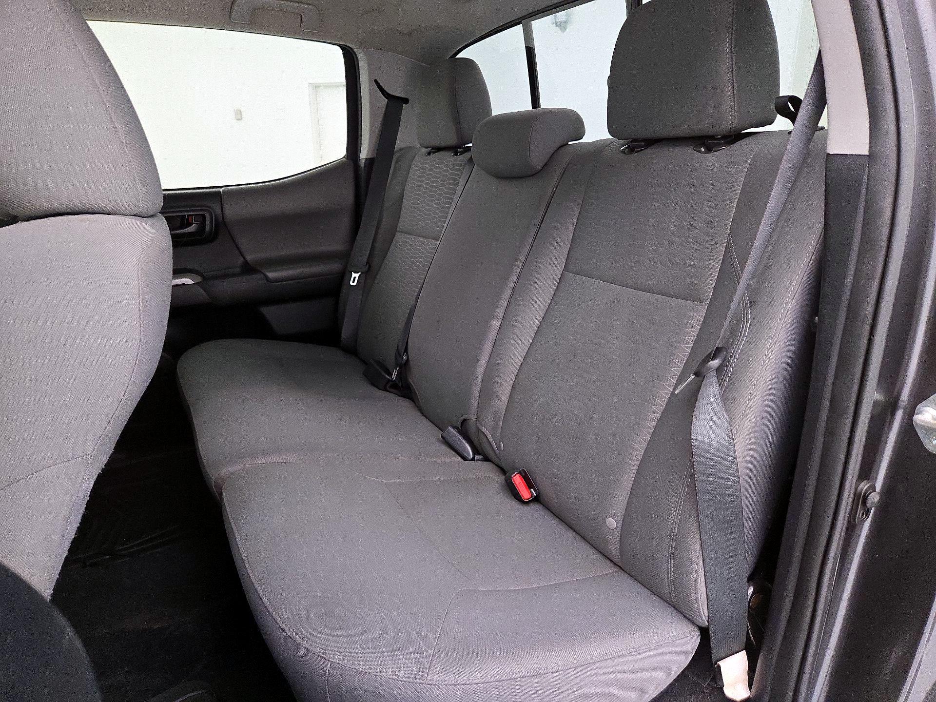 Thumbnail: 2017 Toyota Tacoma - 19