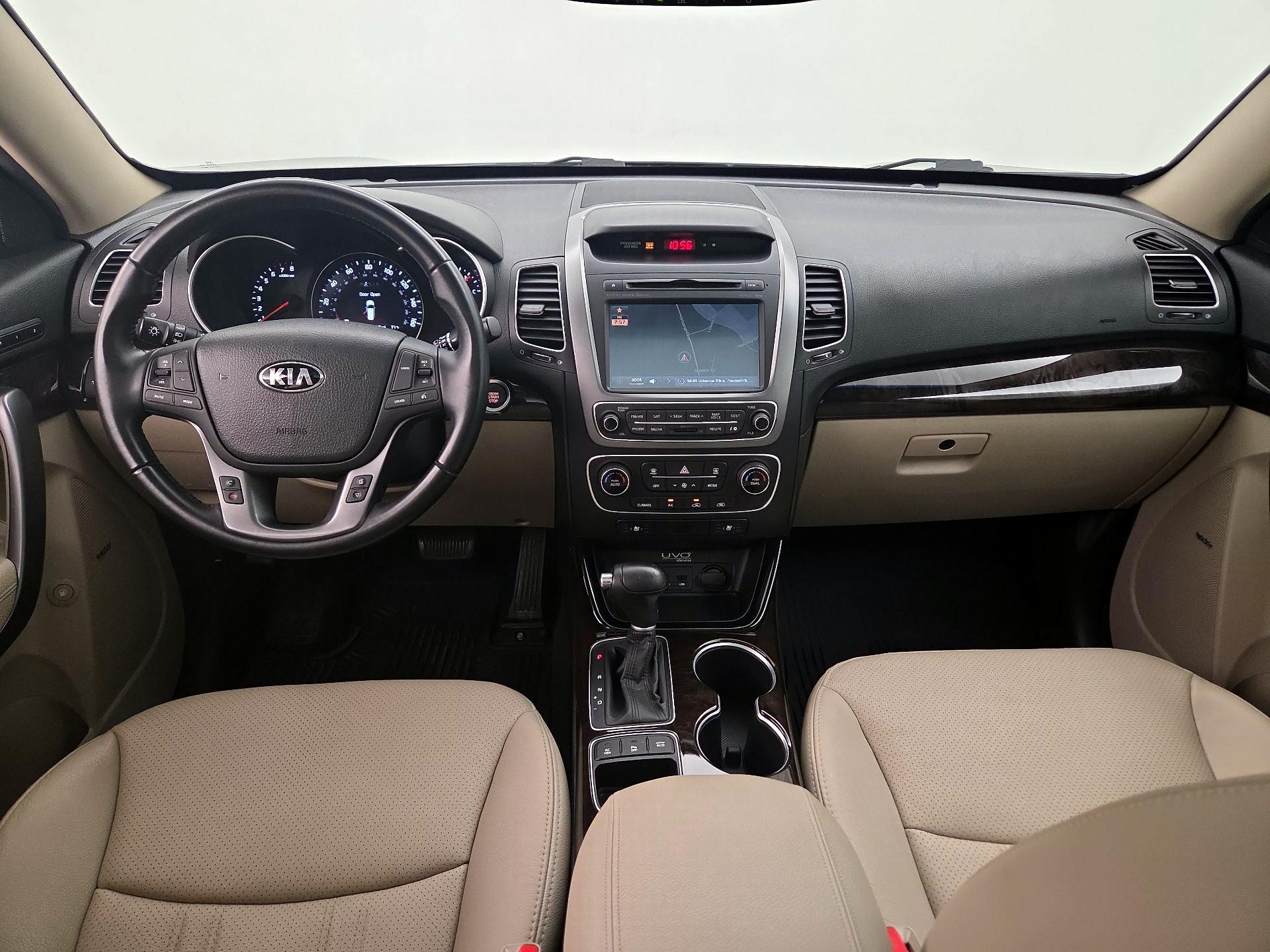 Thumbnail: 2014 Kia Sorento - 9