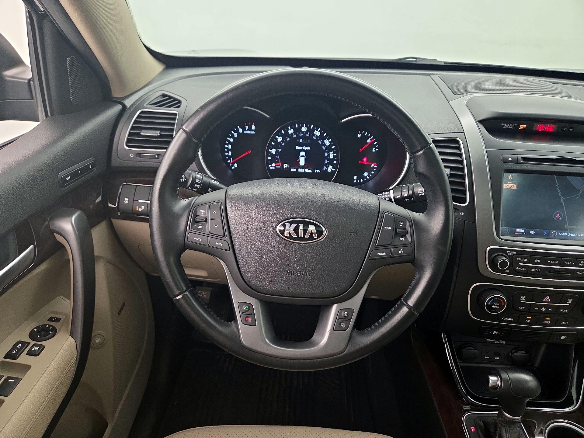 Thumbnail: 2014 Kia Sorento - 10
