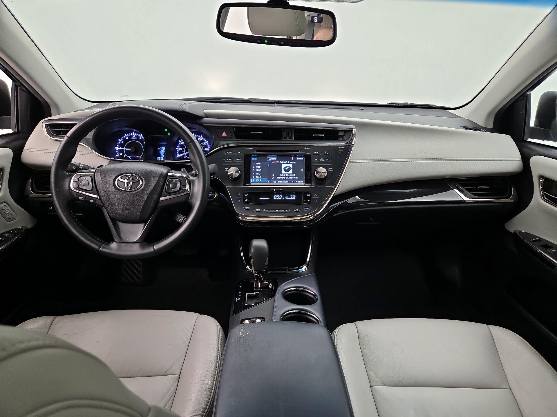 Thumbnail: 2015 Toyota Avalon - 9