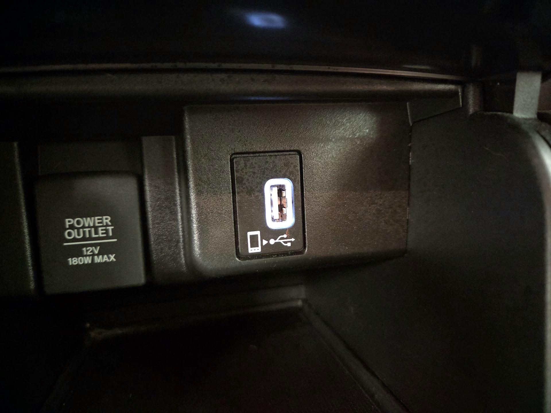 Thumbnail: 2019 Honda Accord - 18