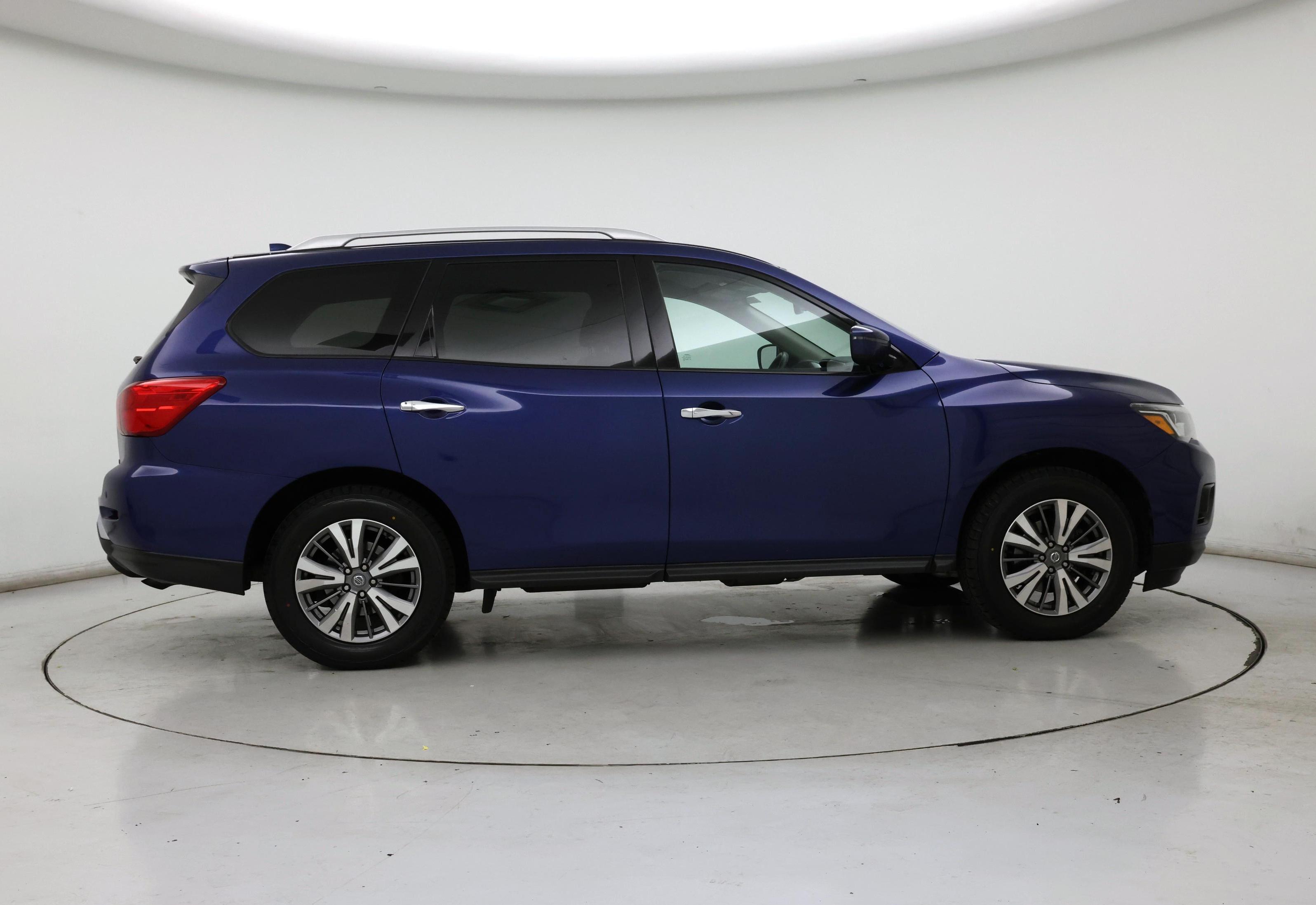 Thumbnail: 2020 Nissan Pathfinder - 7
