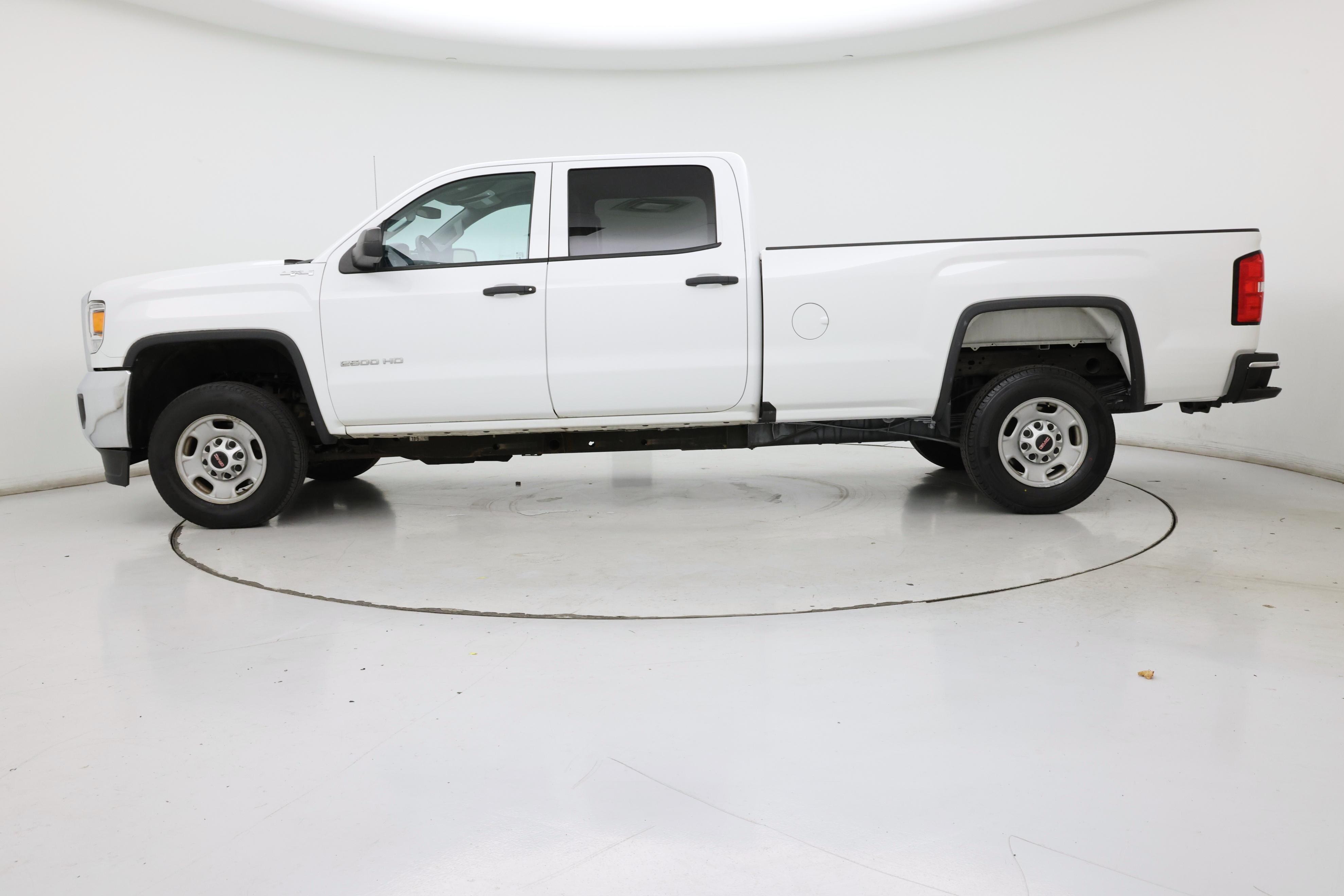 Thumbnail: 2019 GMC Sierra 2500 - 3