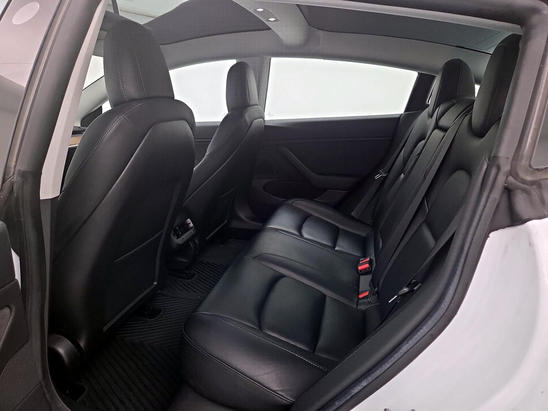 Thumbnail: 2019 Tesla Model 3 - 19