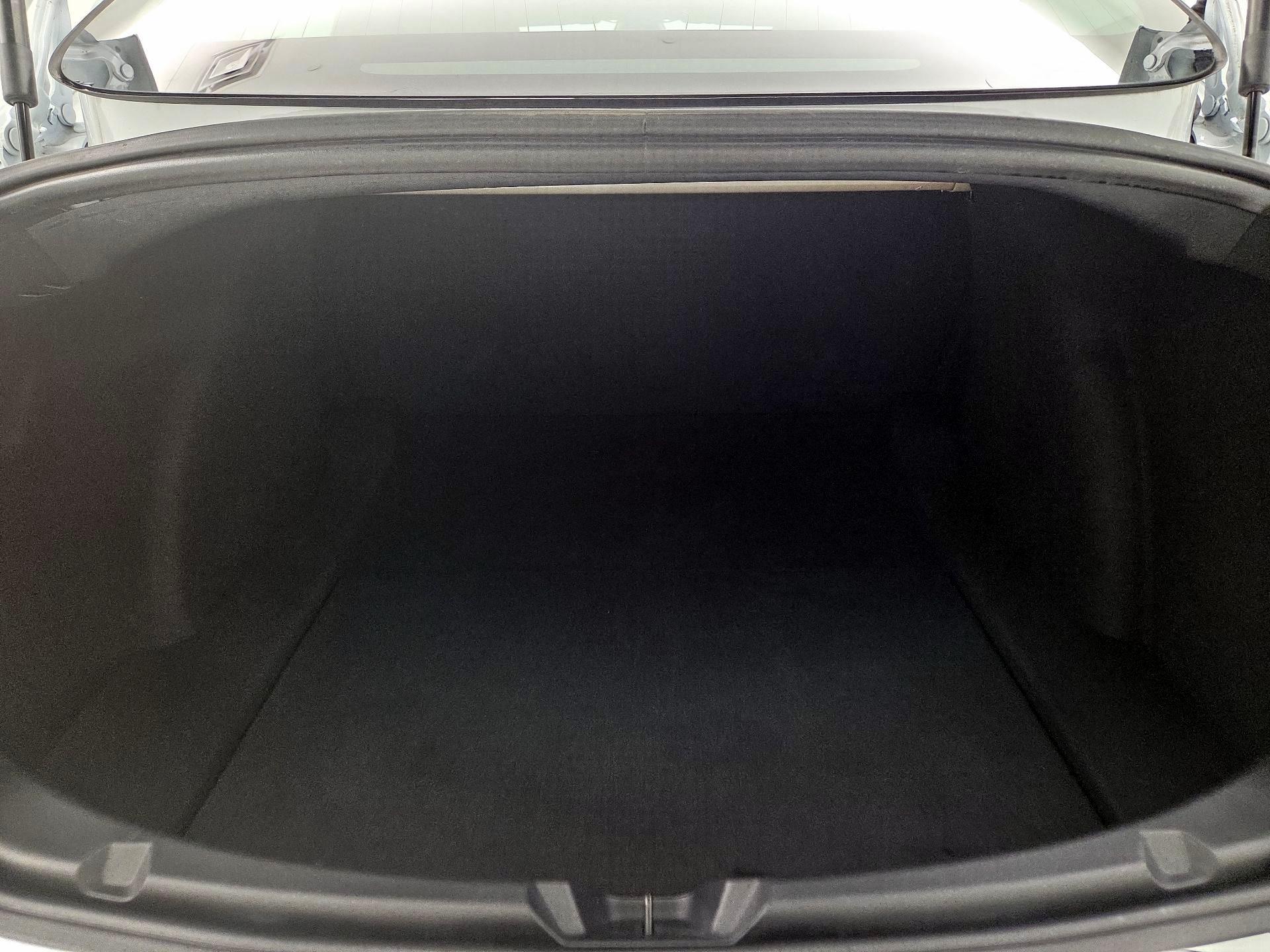 Thumbnail: 2019 Tesla Model 3 - 20