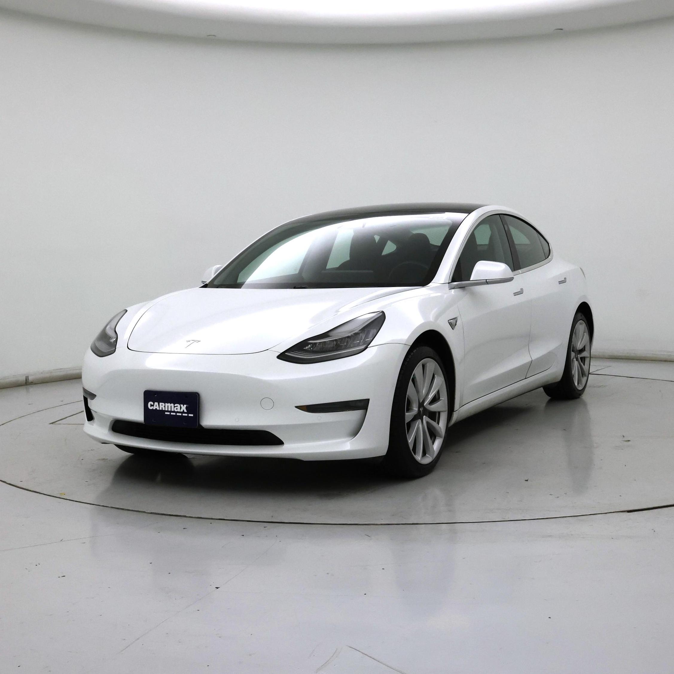 Thumbnail: 2019 Tesla Model 3 - 4
