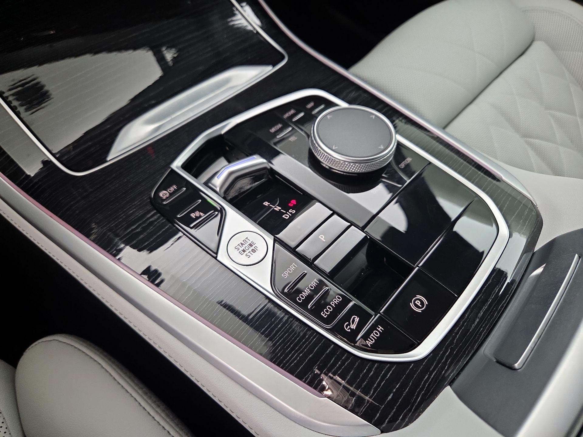 Thumbnail: 2024 BMW X5 - 18