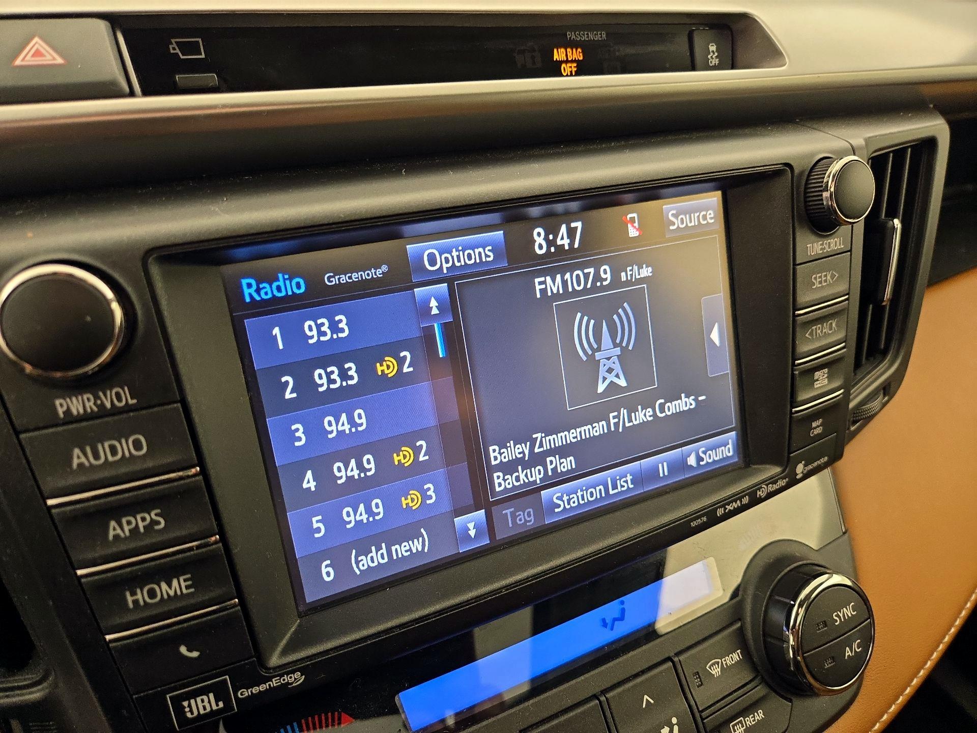 Thumbnail: 2016 Toyota RAV4 - 16