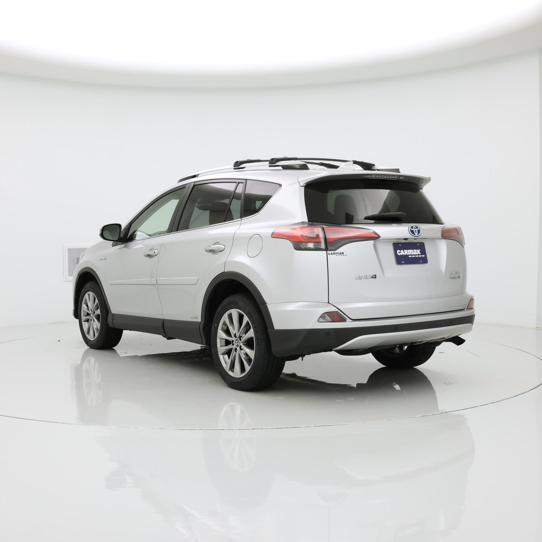 Thumbnail: 2016 Toyota RAV4 - 2