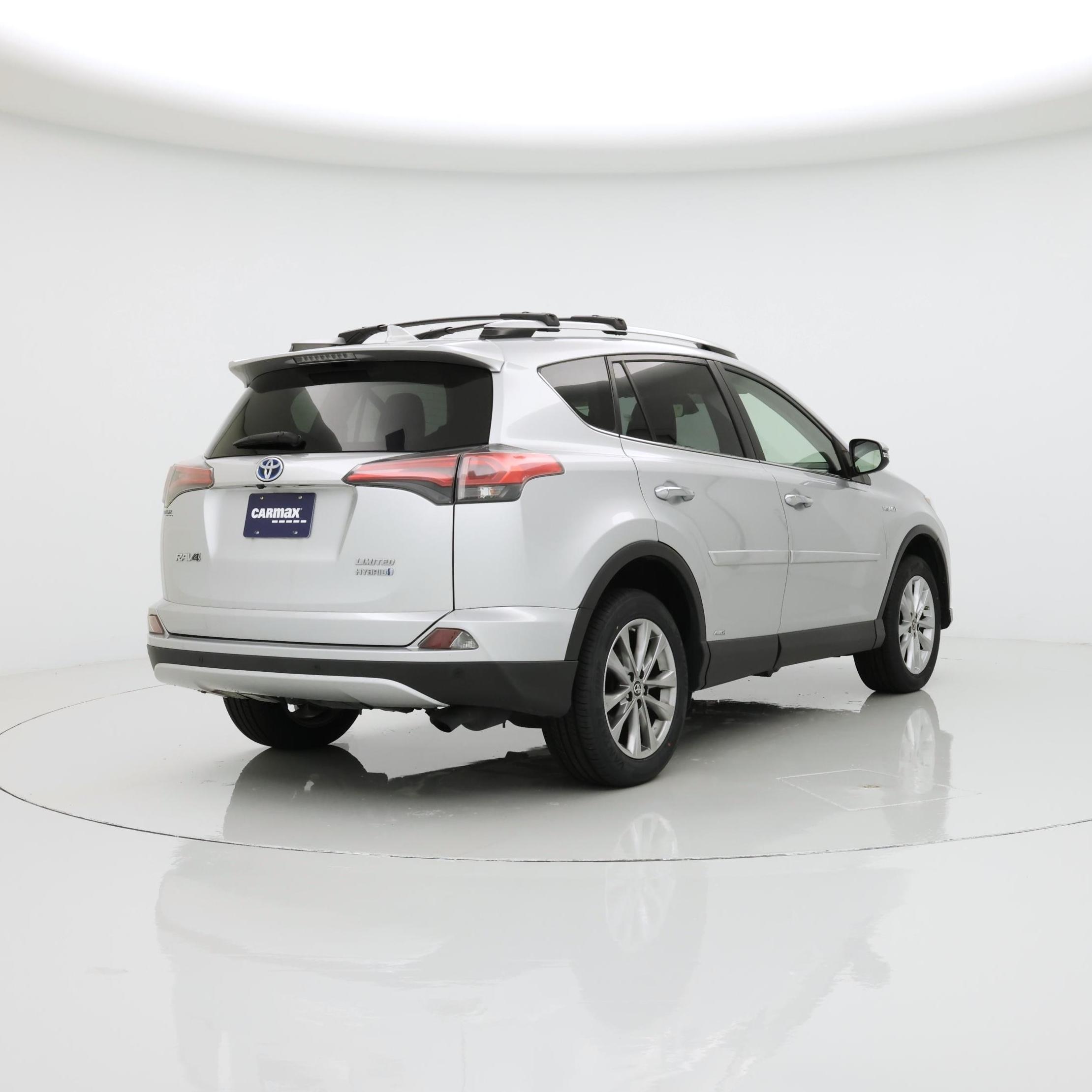 Thumbnail: 2016 Toyota RAV4 - 8