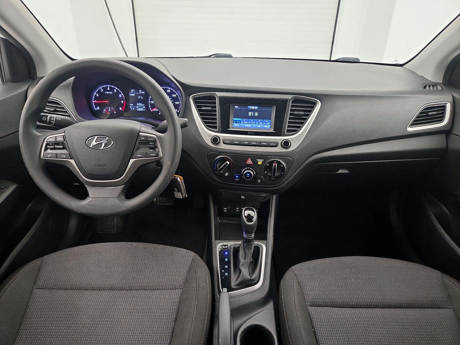 Thumbnail: 2022 Hyundai Accent - 9