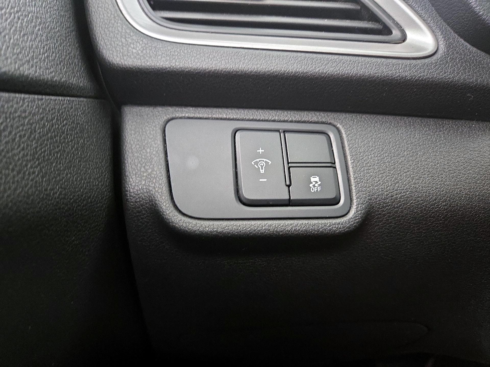 Thumbnail: 2022 Hyundai Accent - 13