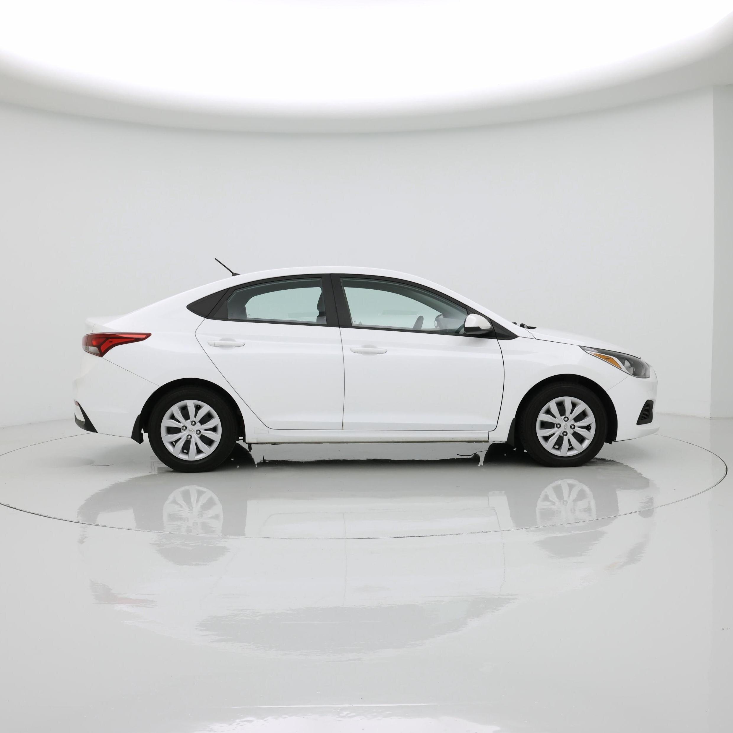 Thumbnail: 2022 Hyundai Accent - 7