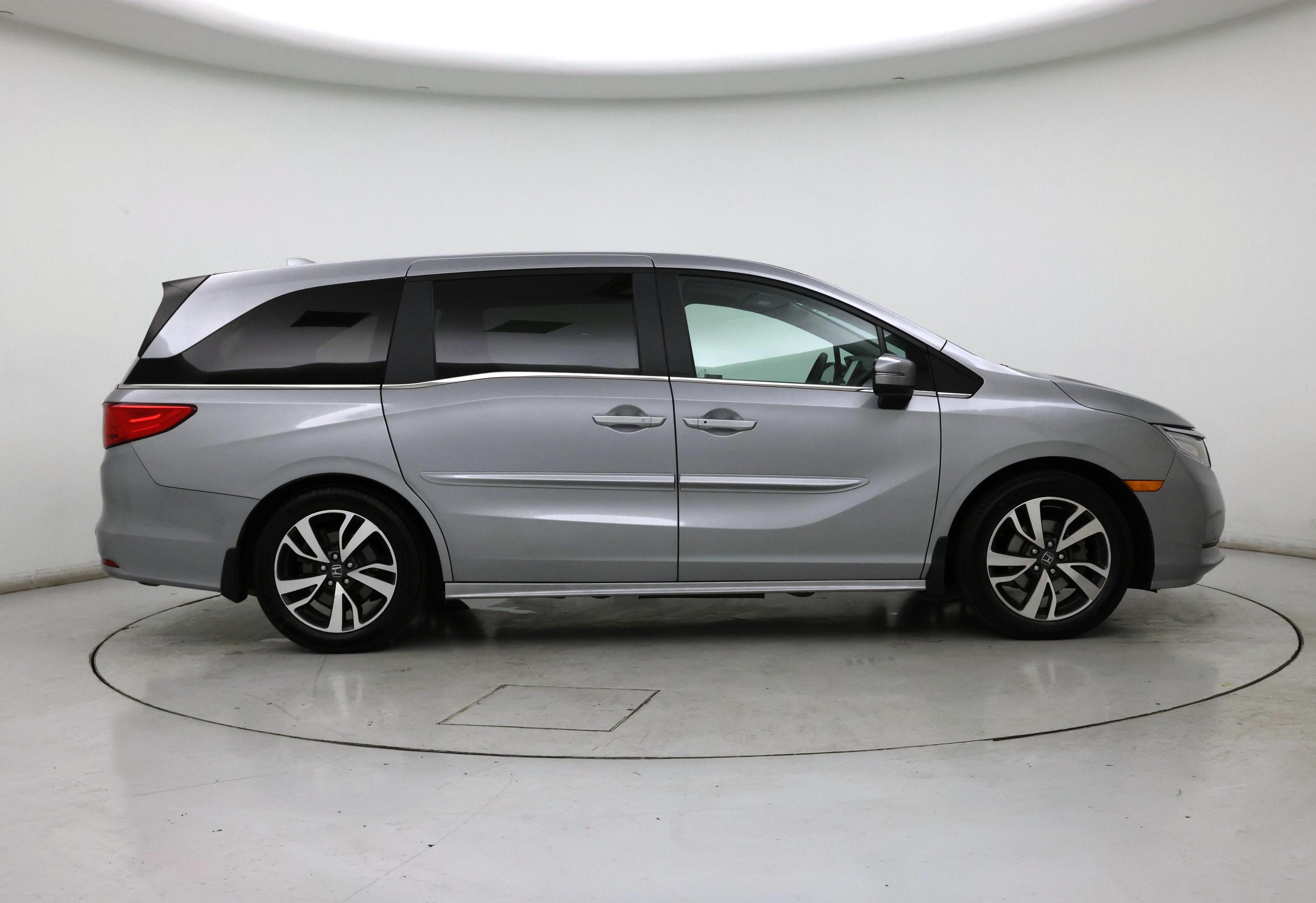 Thumbnail: 2022 Honda Odyssey - 7