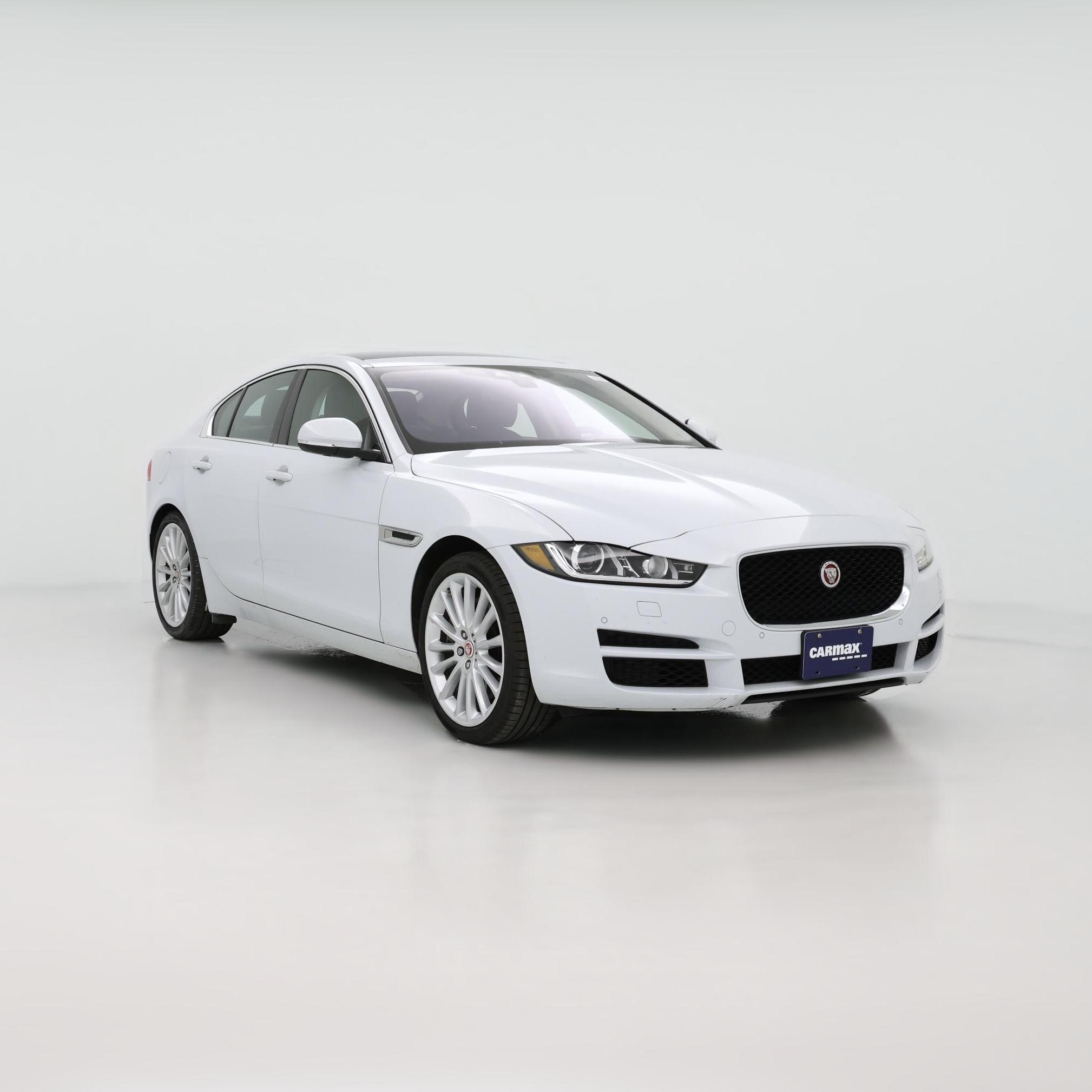 Thumbnail: 2017 Jaguar XE - 1