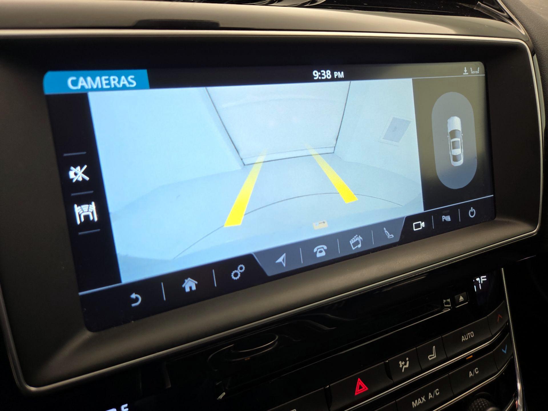 Thumbnail: 2017 Jaguar XE - 15