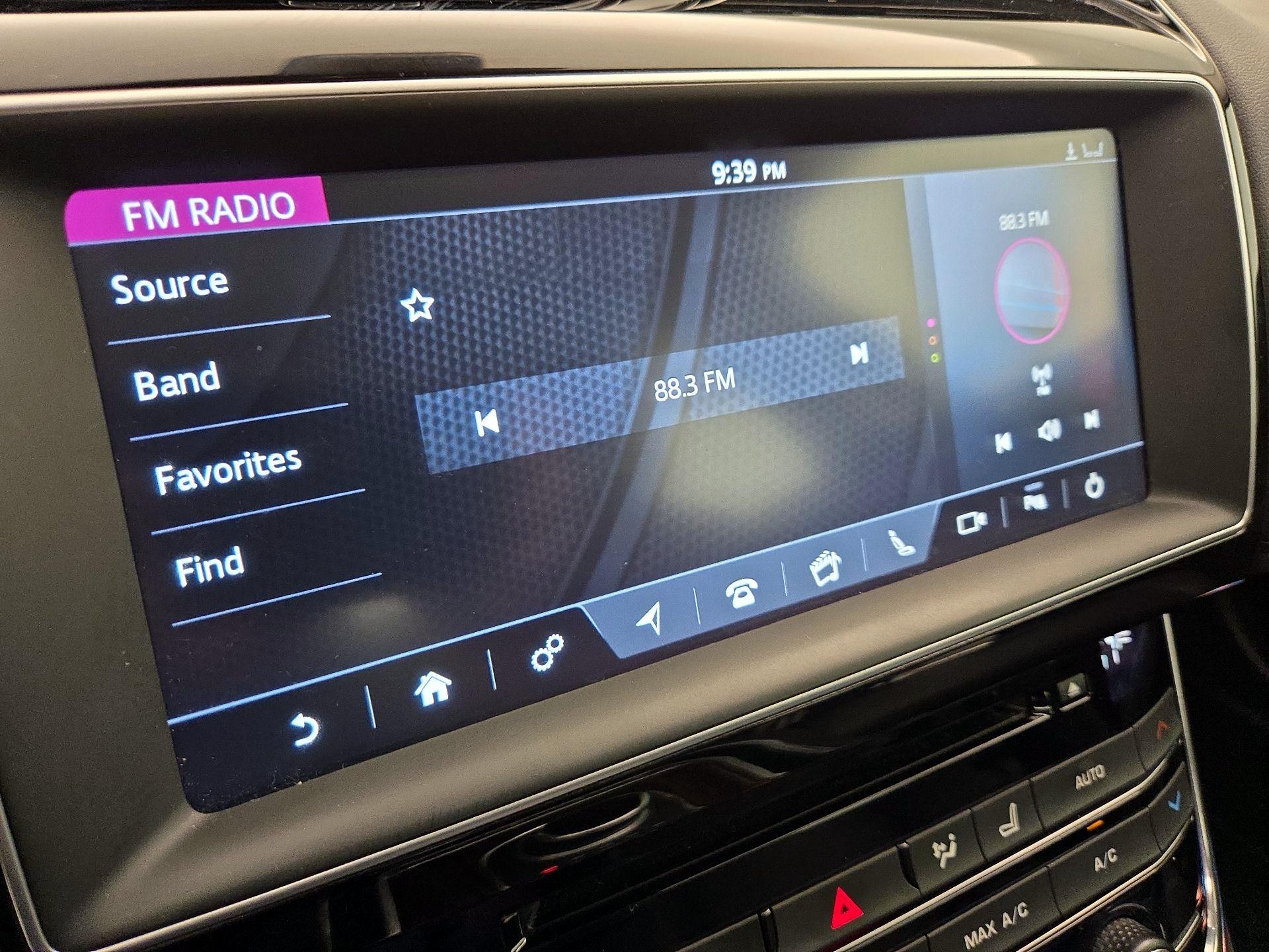 Thumbnail: 2017 Jaguar XE - 16