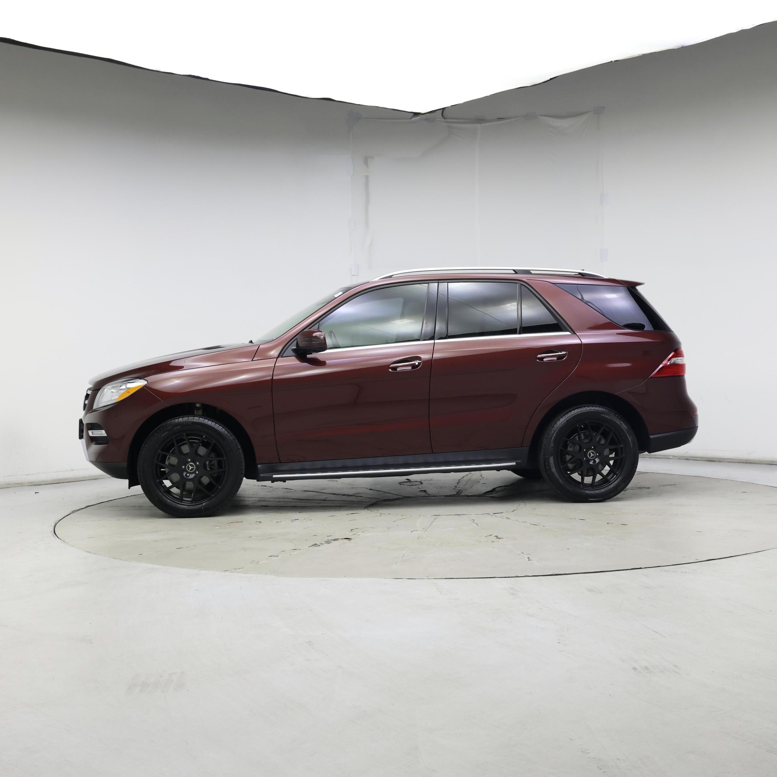 Thumbnail: 2015 Mercedes-Benz M-Class - 3