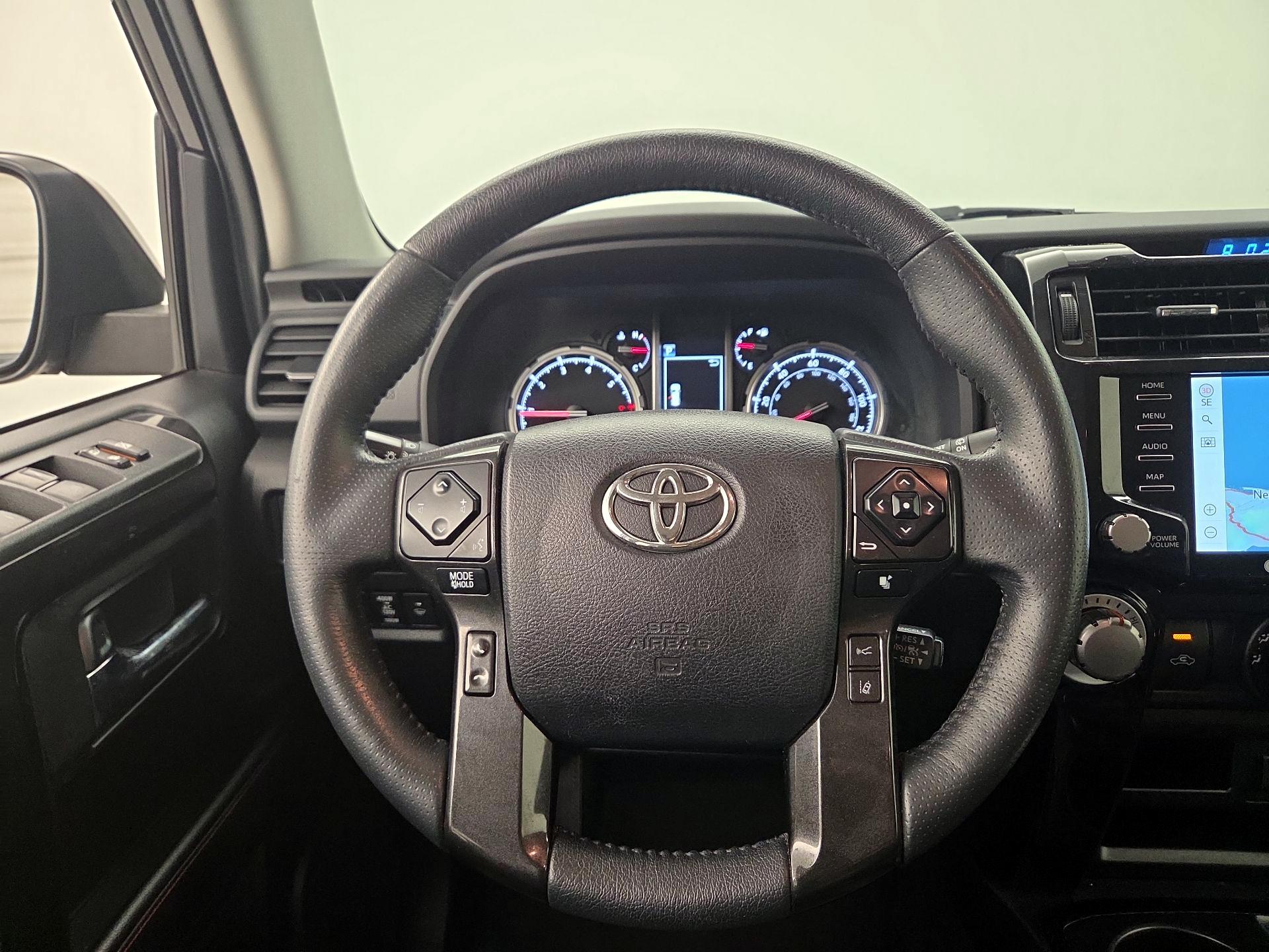 Thumbnail: 2022 Toyota 4Runner - 10