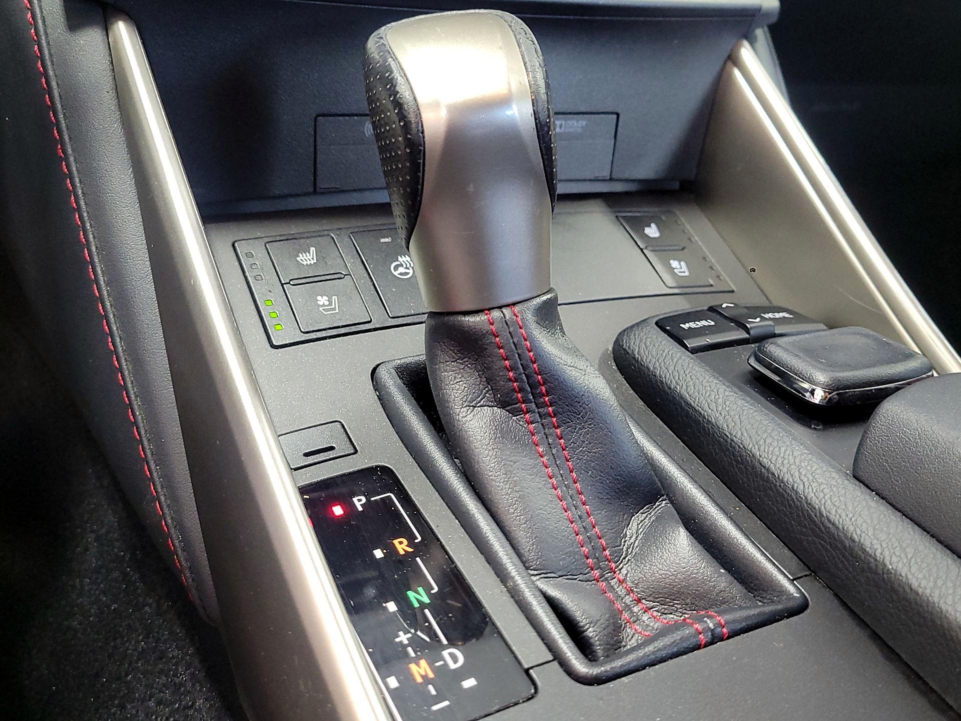 Thumbnail: 2016 Lexus IS - 18