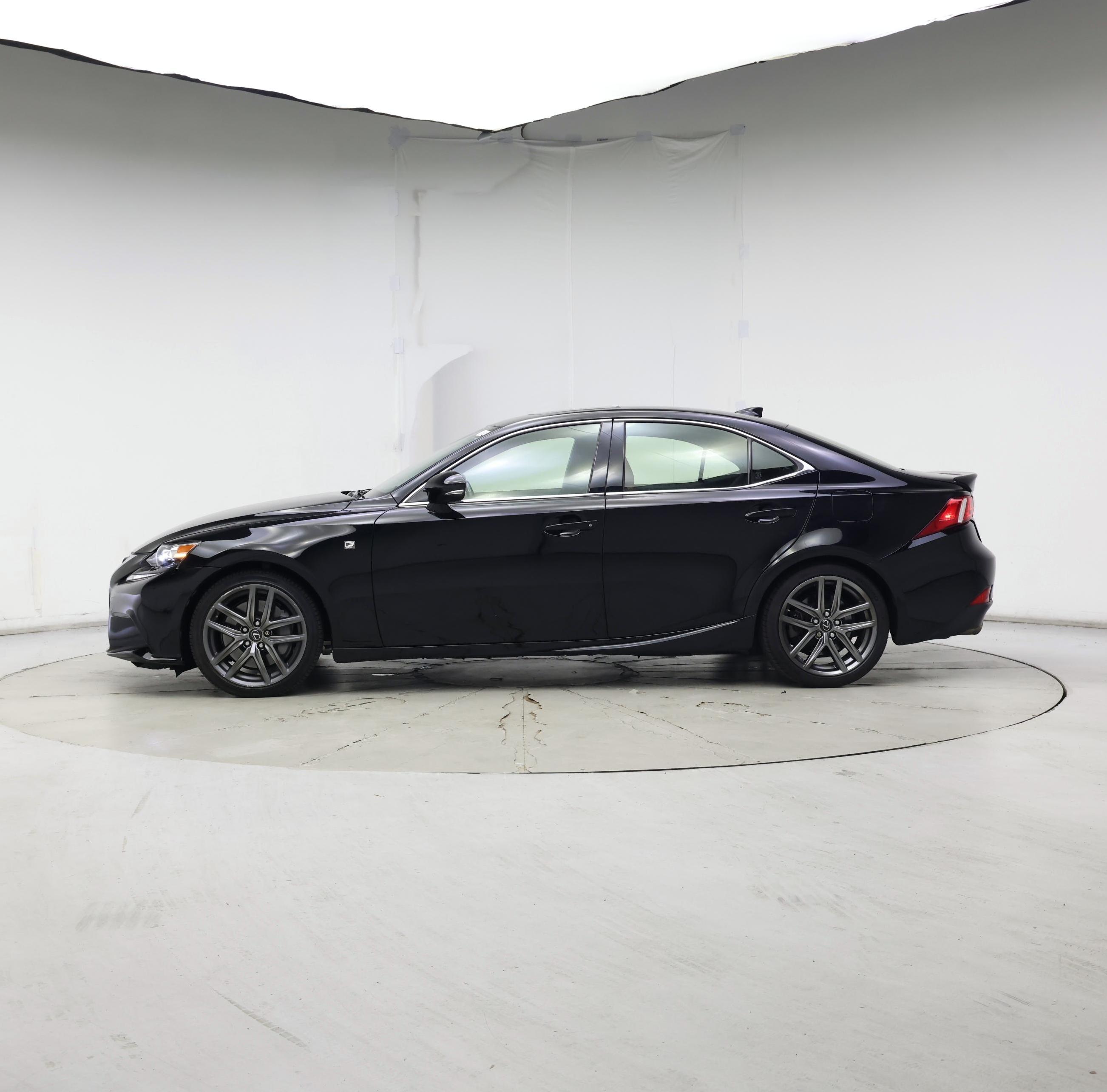 Thumbnail: 2016 Lexus IS - 3