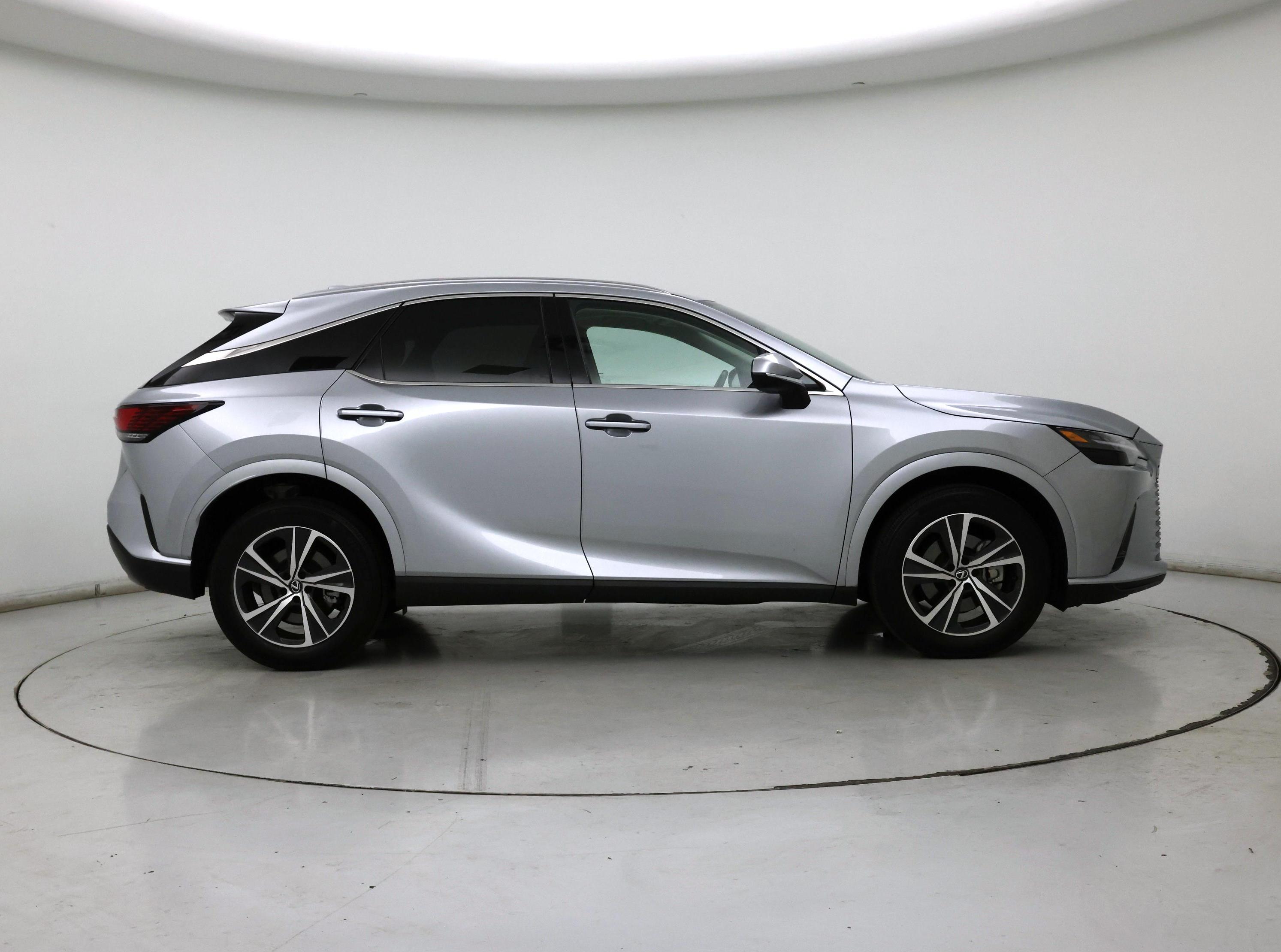 Thumbnail: 2023 Lexus RX - 7