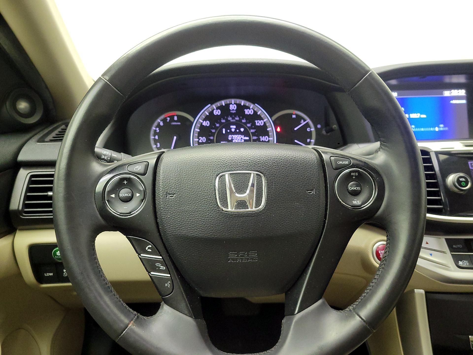 Thumbnail: 2015 Honda Accord - 10