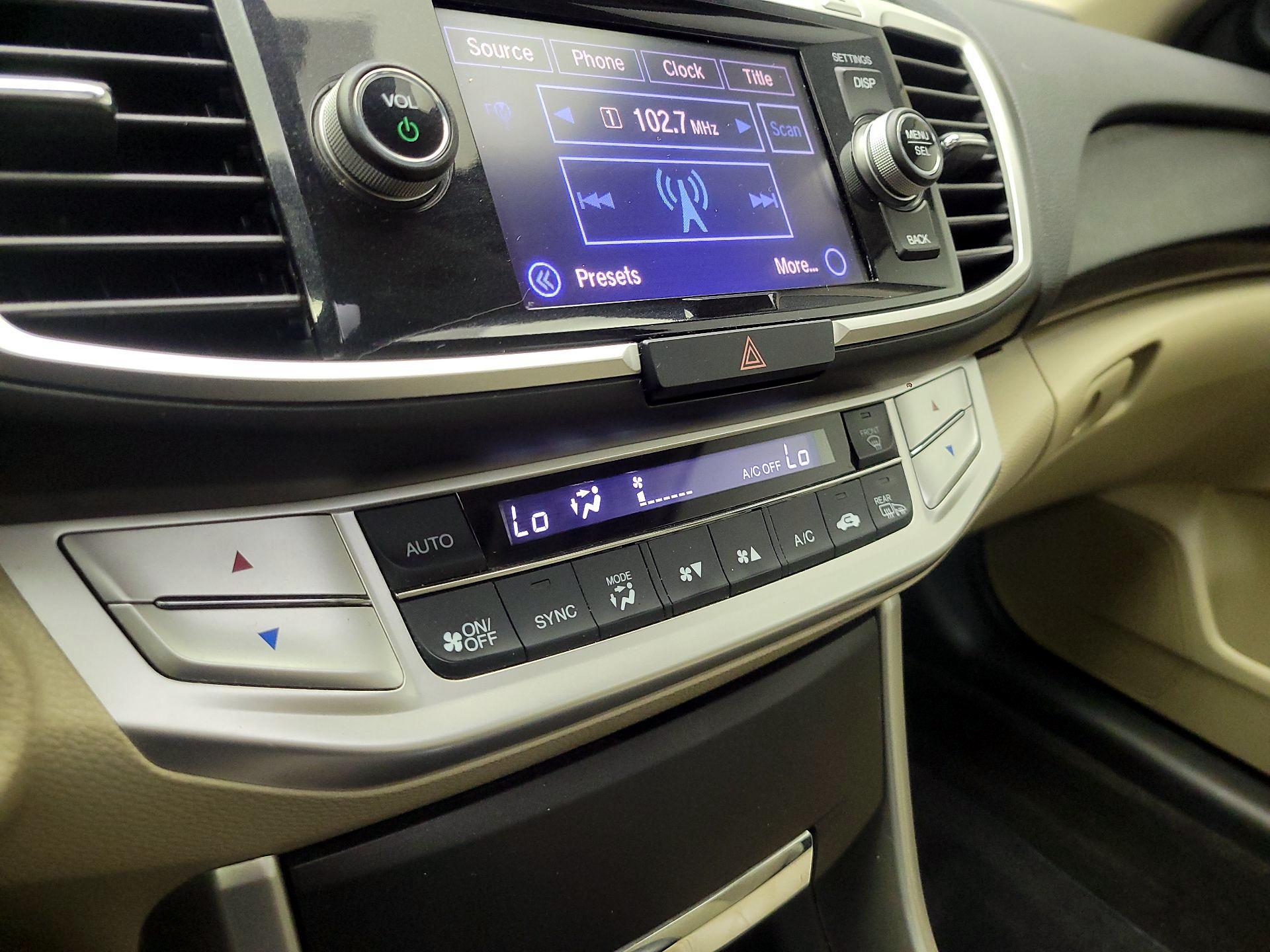 Thumbnail: 2015 Honda Accord - 16