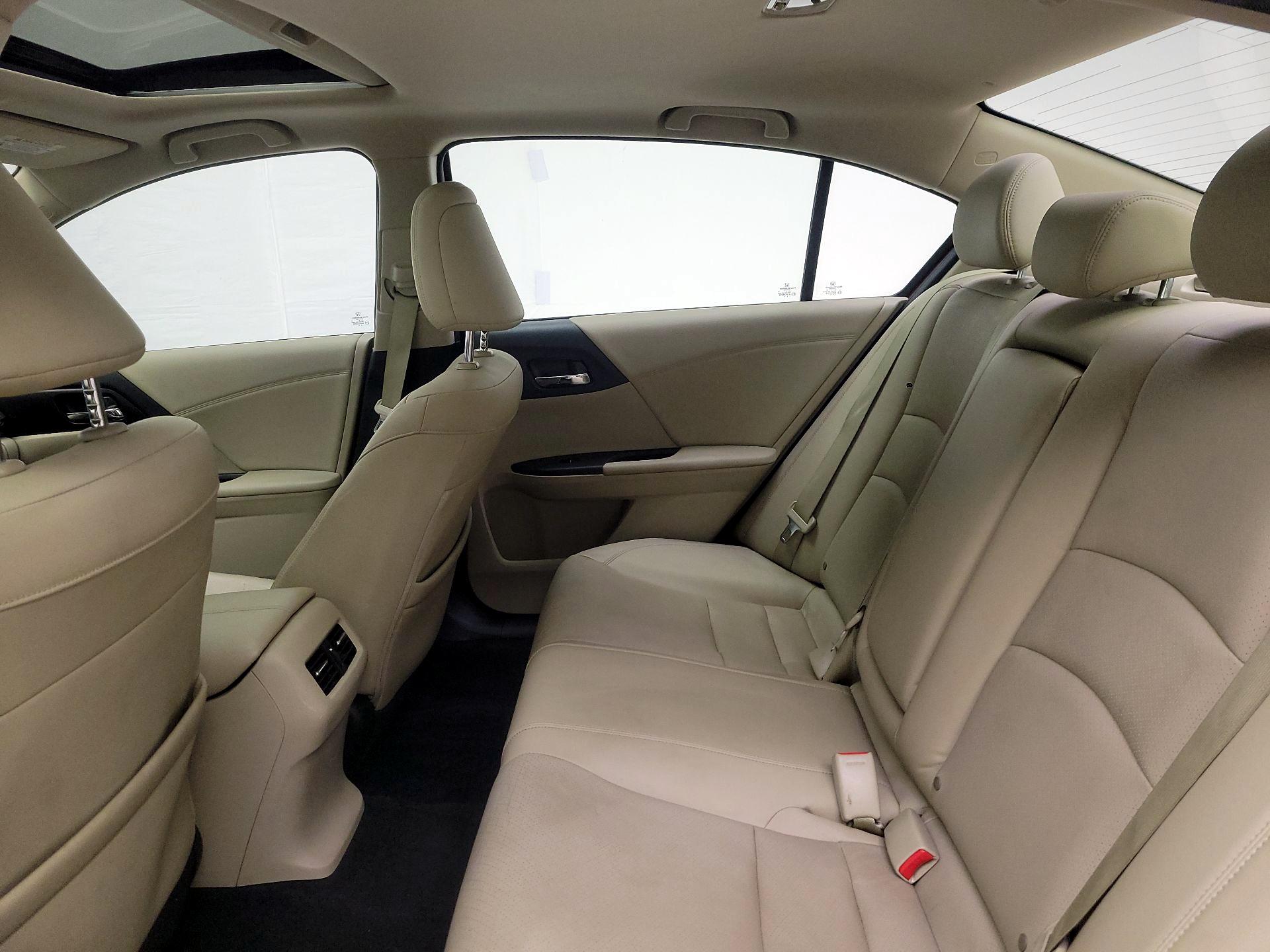 Thumbnail: 2015 Honda Accord - 20