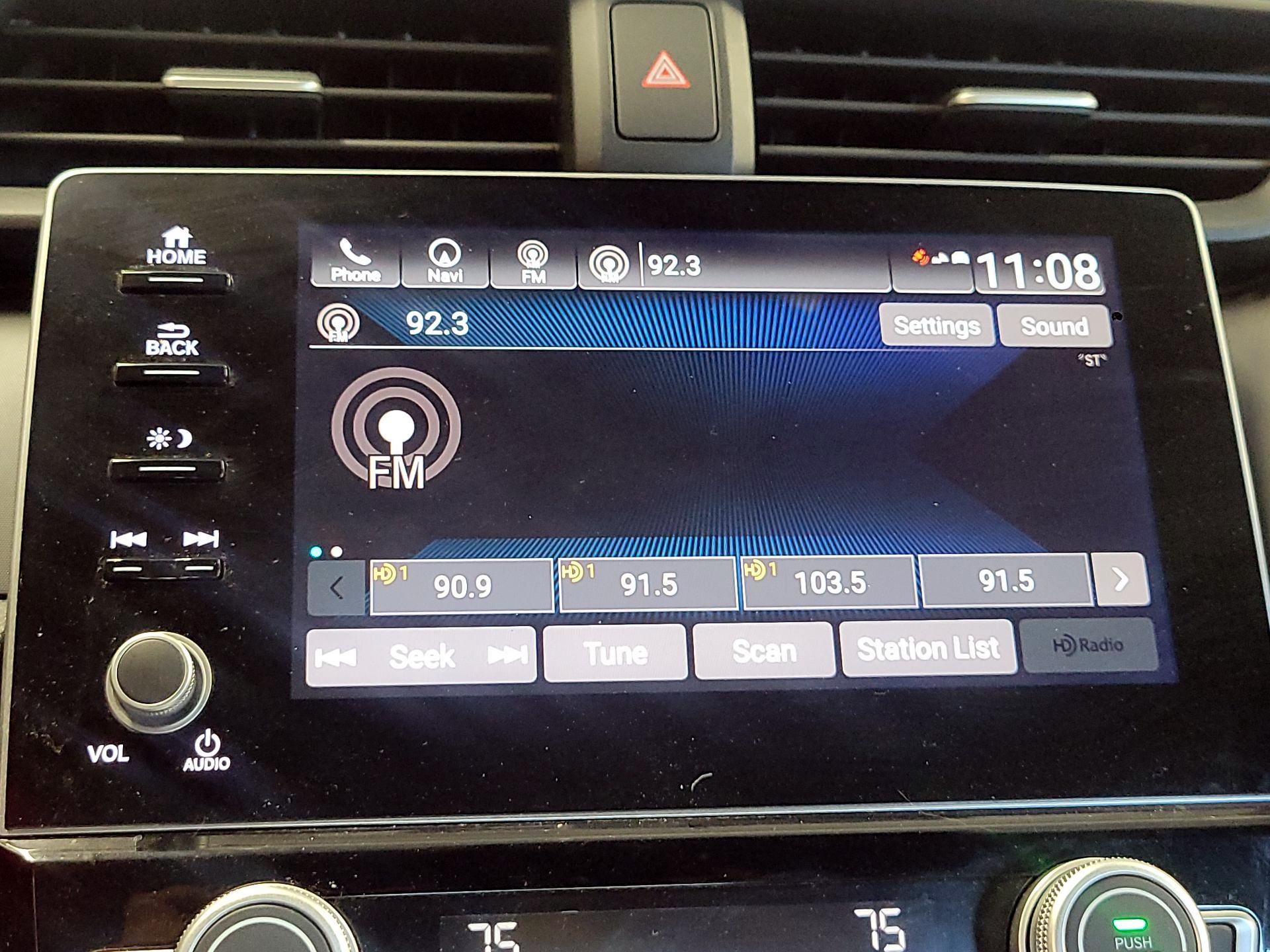 Thumbnail: 2019 Honda Insight - 15
