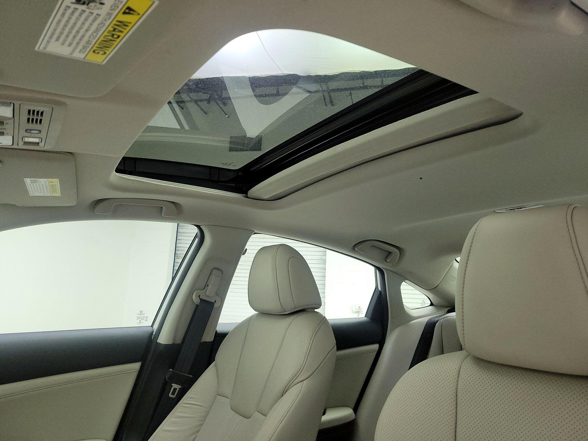 Thumbnail: 2019 Honda Insight - 19