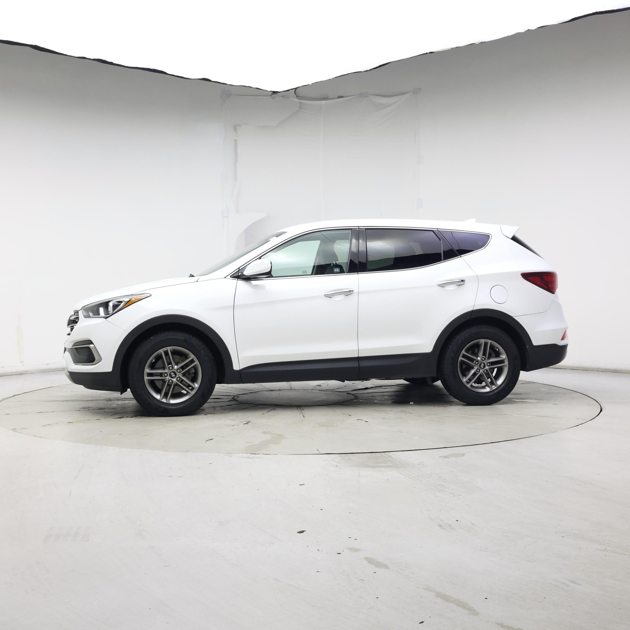 Thumbnail: 2017 Hyundai Santa Fe - 3