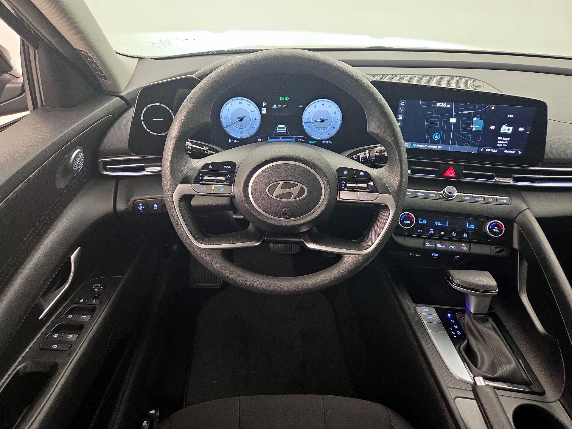 Thumbnail: 2024 Hyundai Elantra - 10
