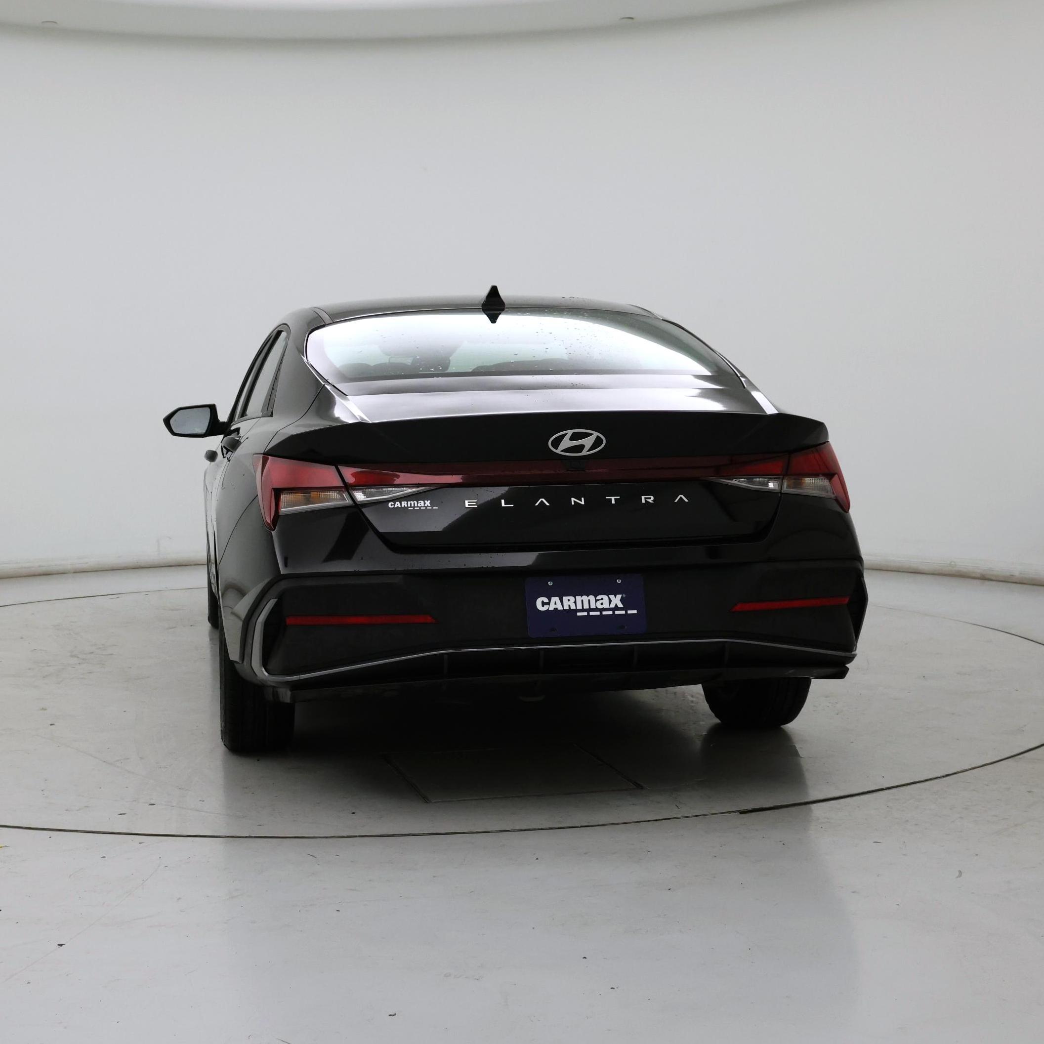 Thumbnail: 2024 Hyundai Elantra - 6