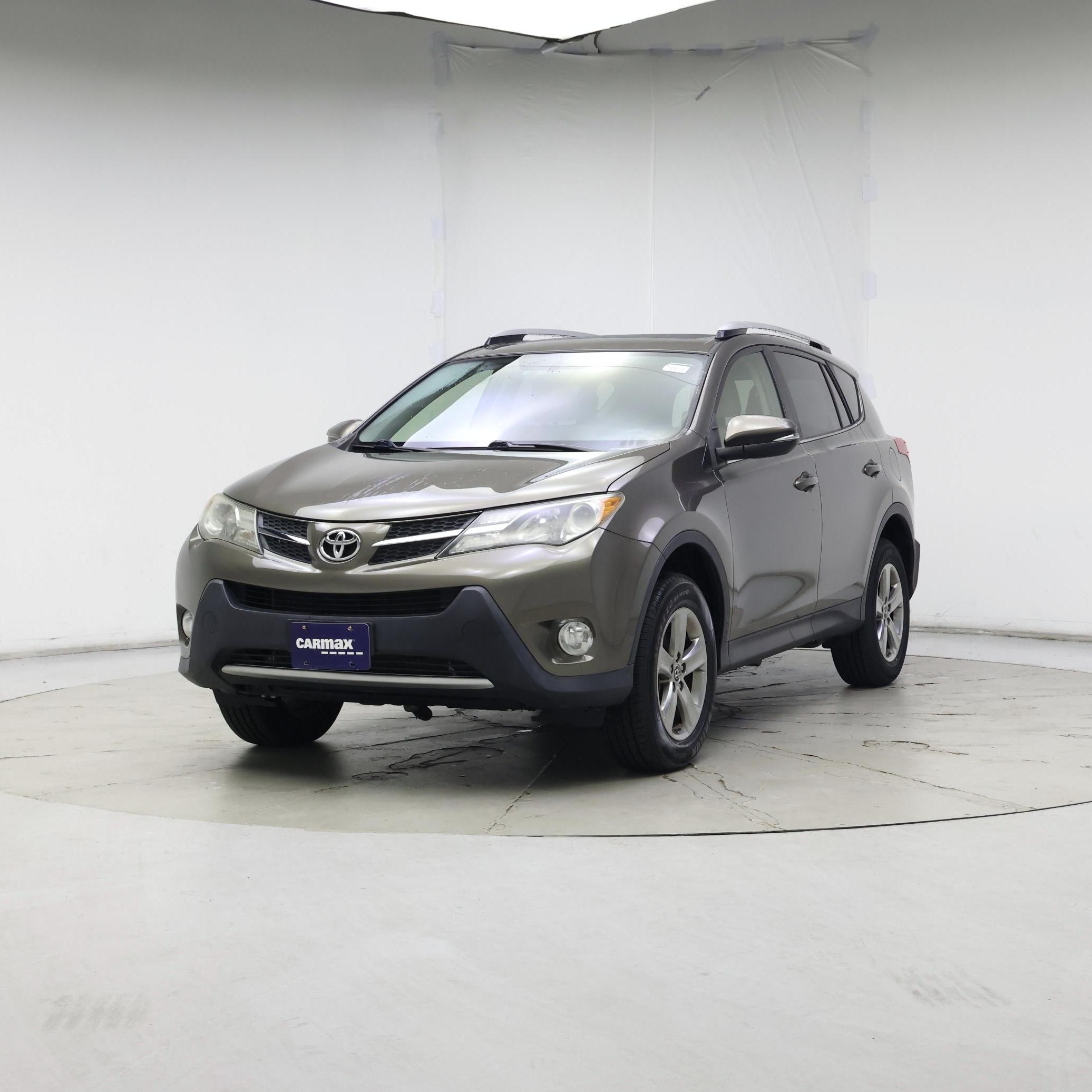 Thumbnail: 2015 Toyota RAV4 - 4