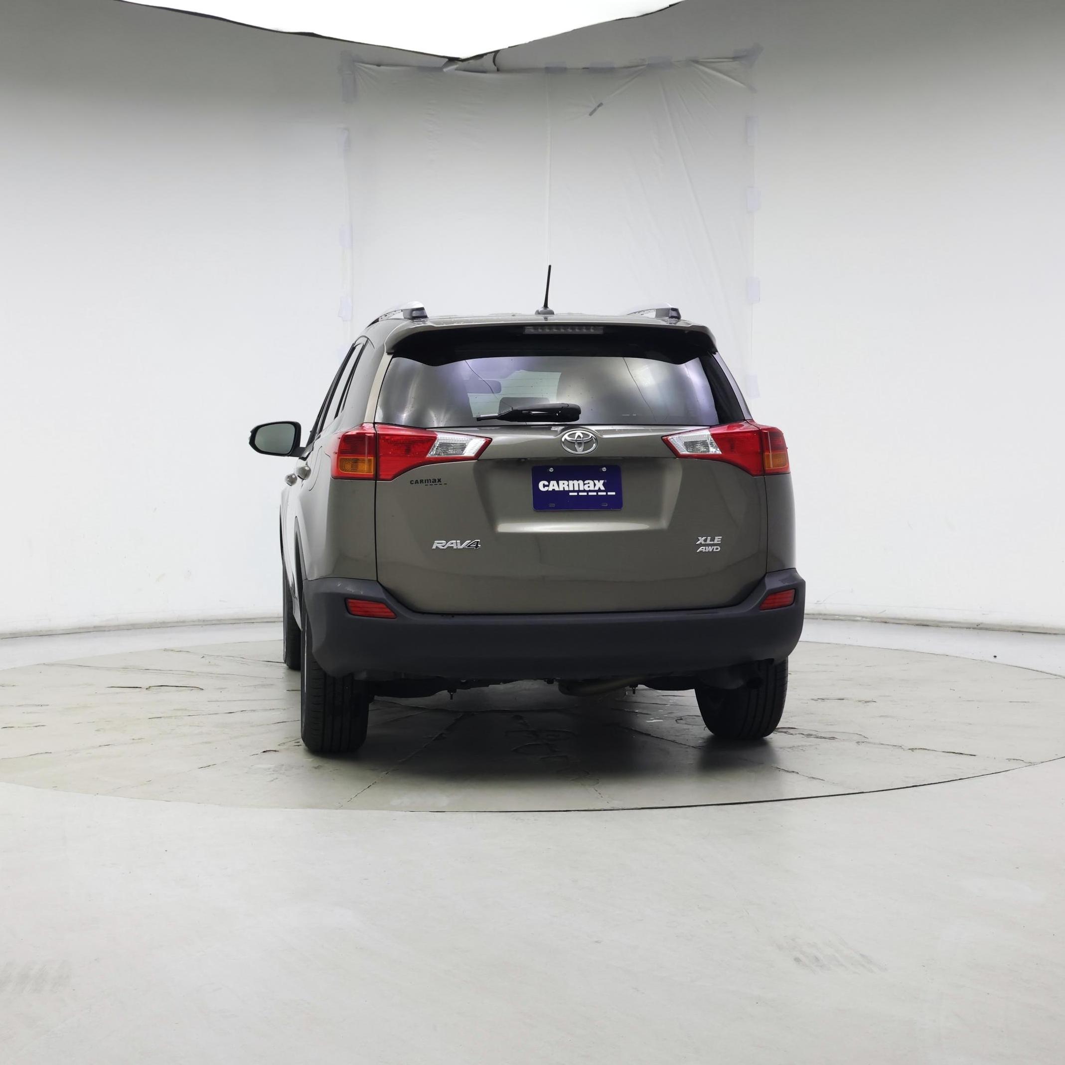 Thumbnail: 2015 Toyota RAV4 - 6