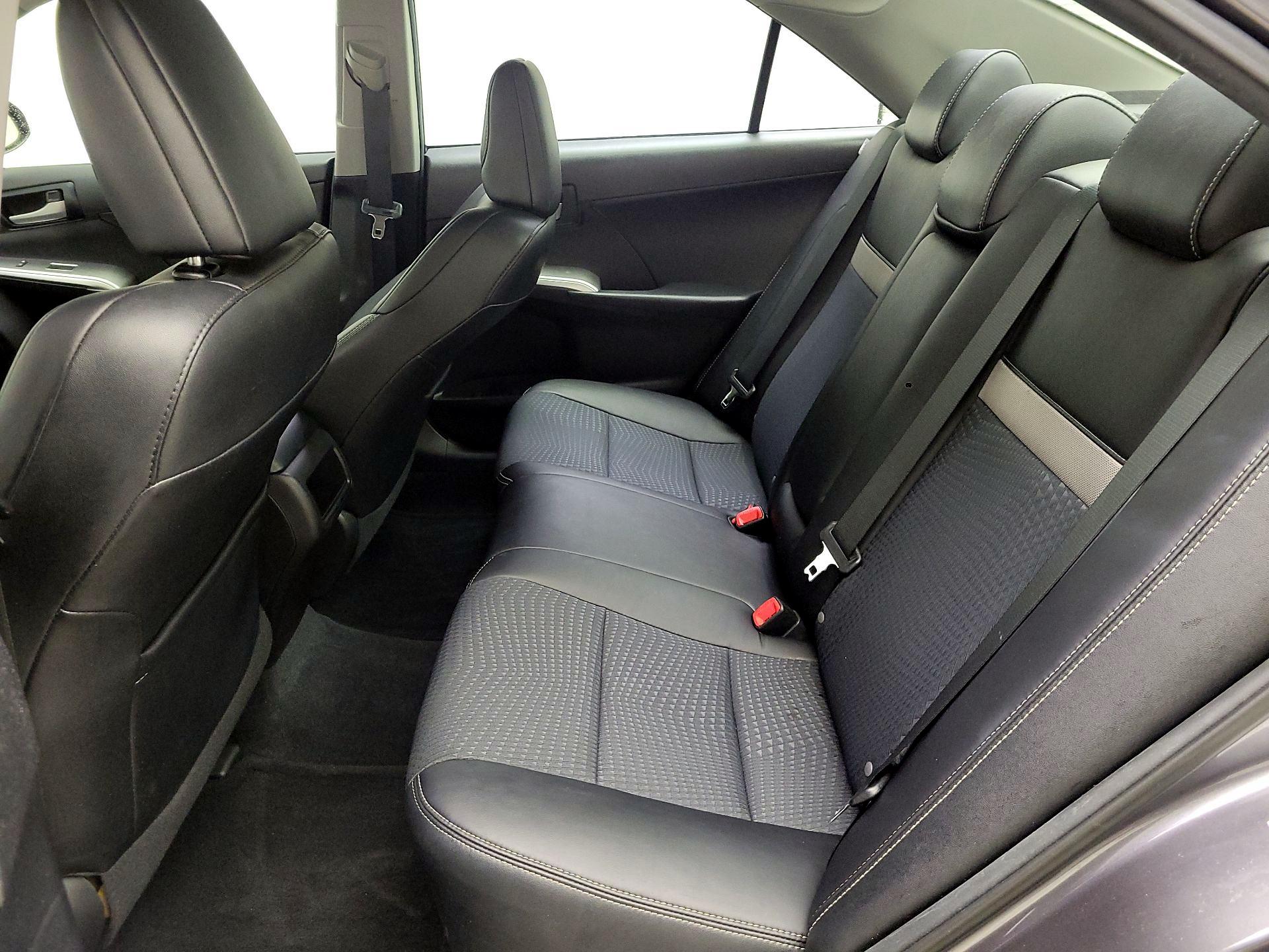 Thumbnail: 2014 Toyota Camry - 19