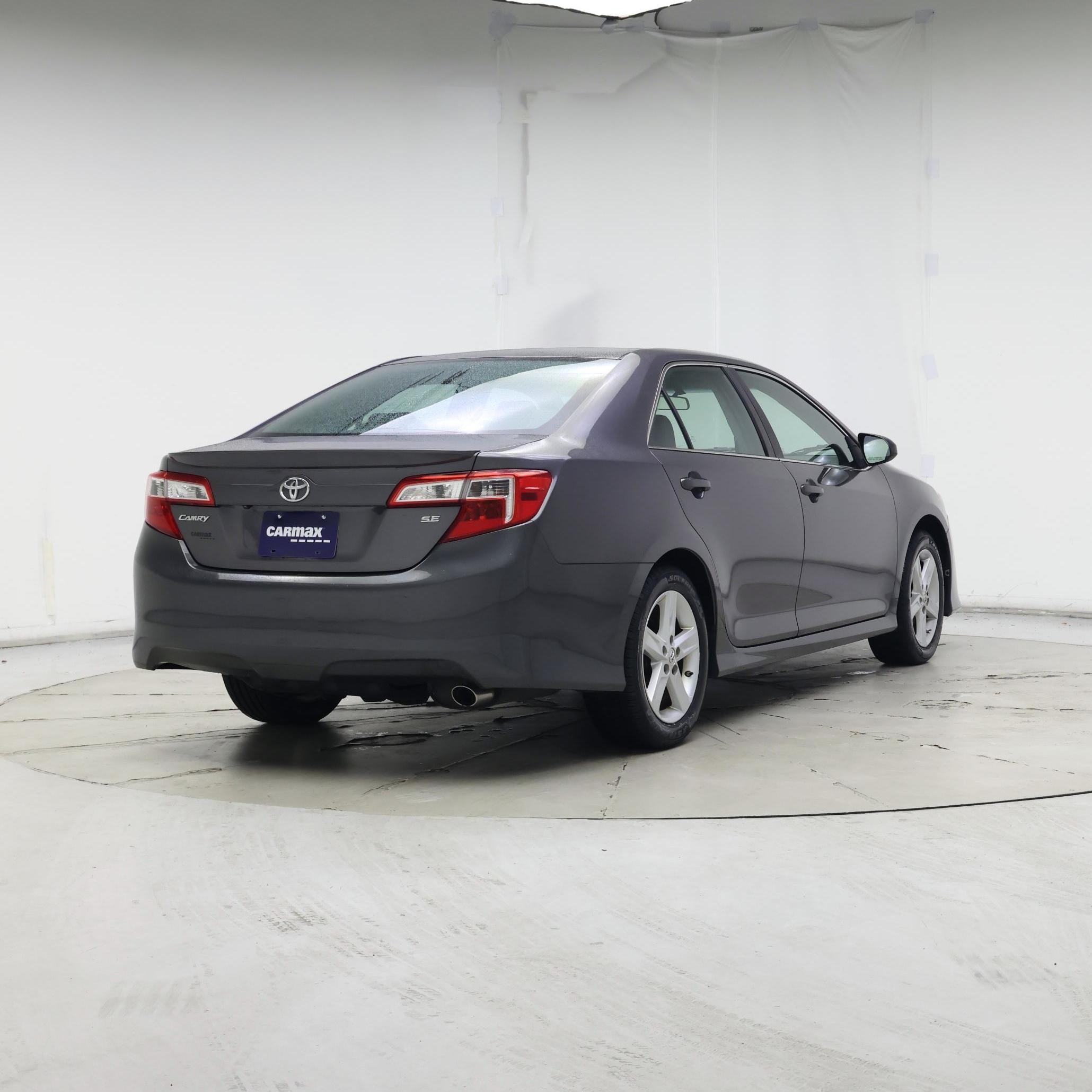 Thumbnail: 2014 Toyota Camry - 8