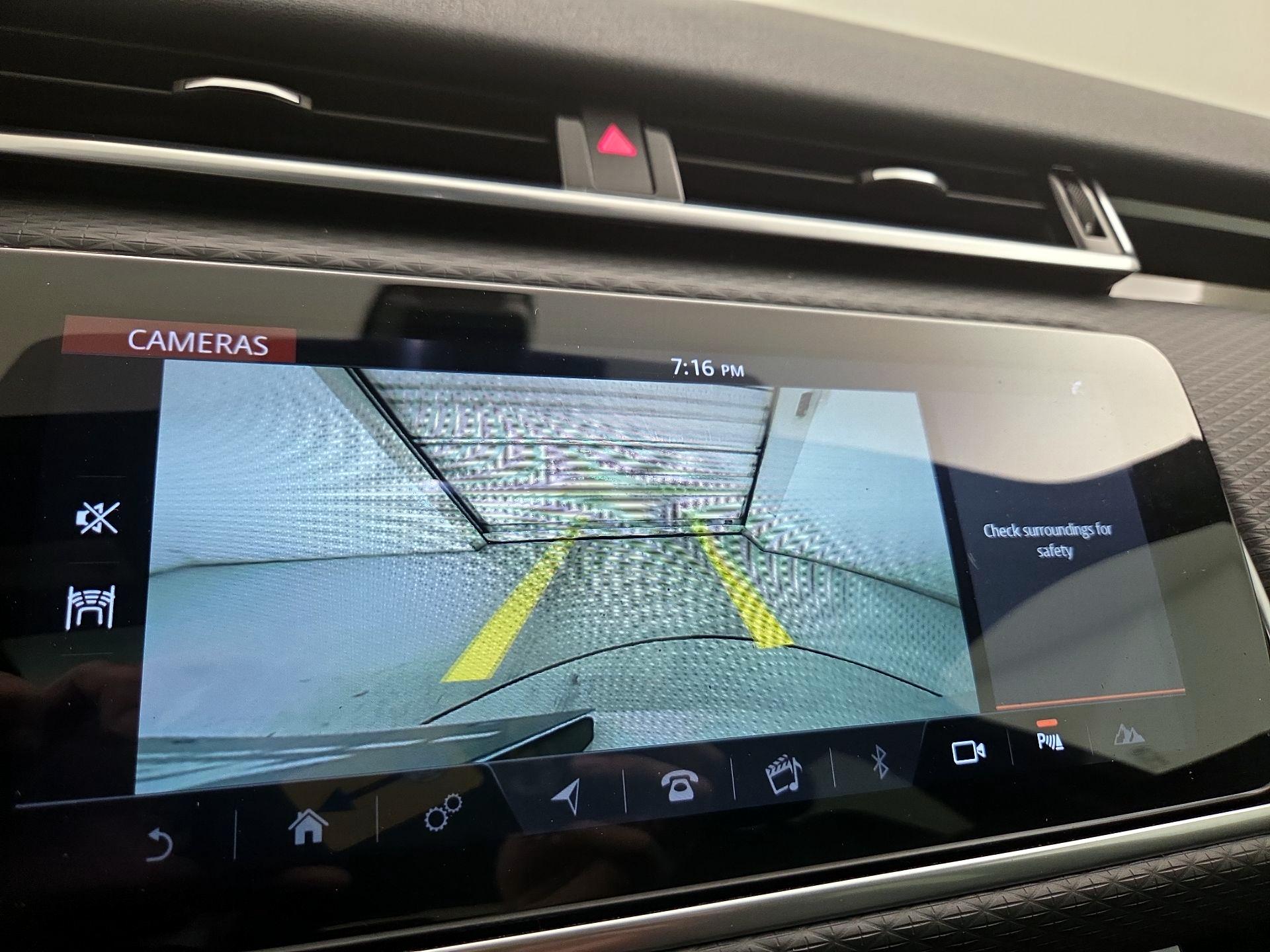 Thumbnail: 2020 Land Rover Range Rover Velar - 15